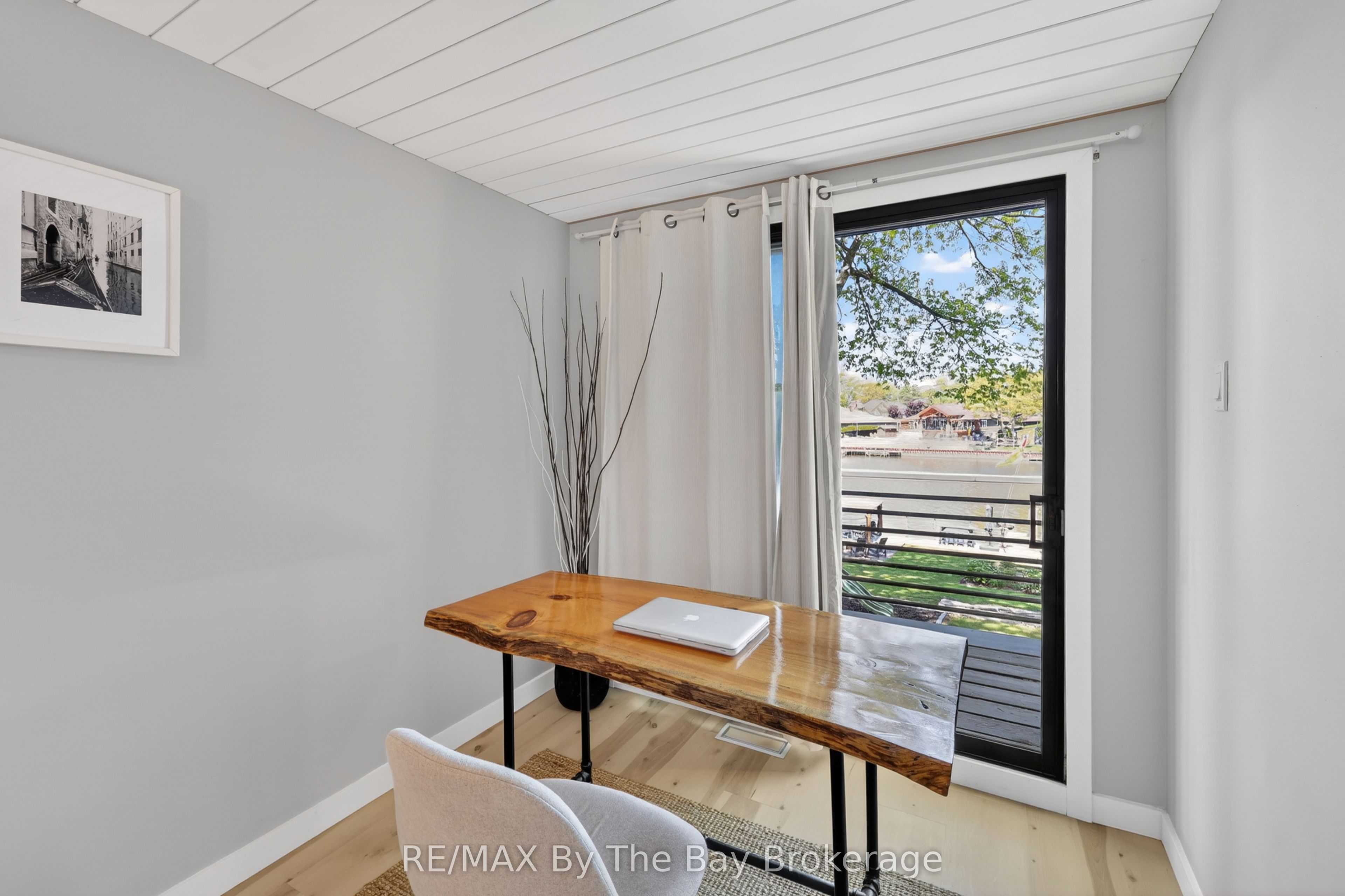 1416 River Road W Property Photo 23