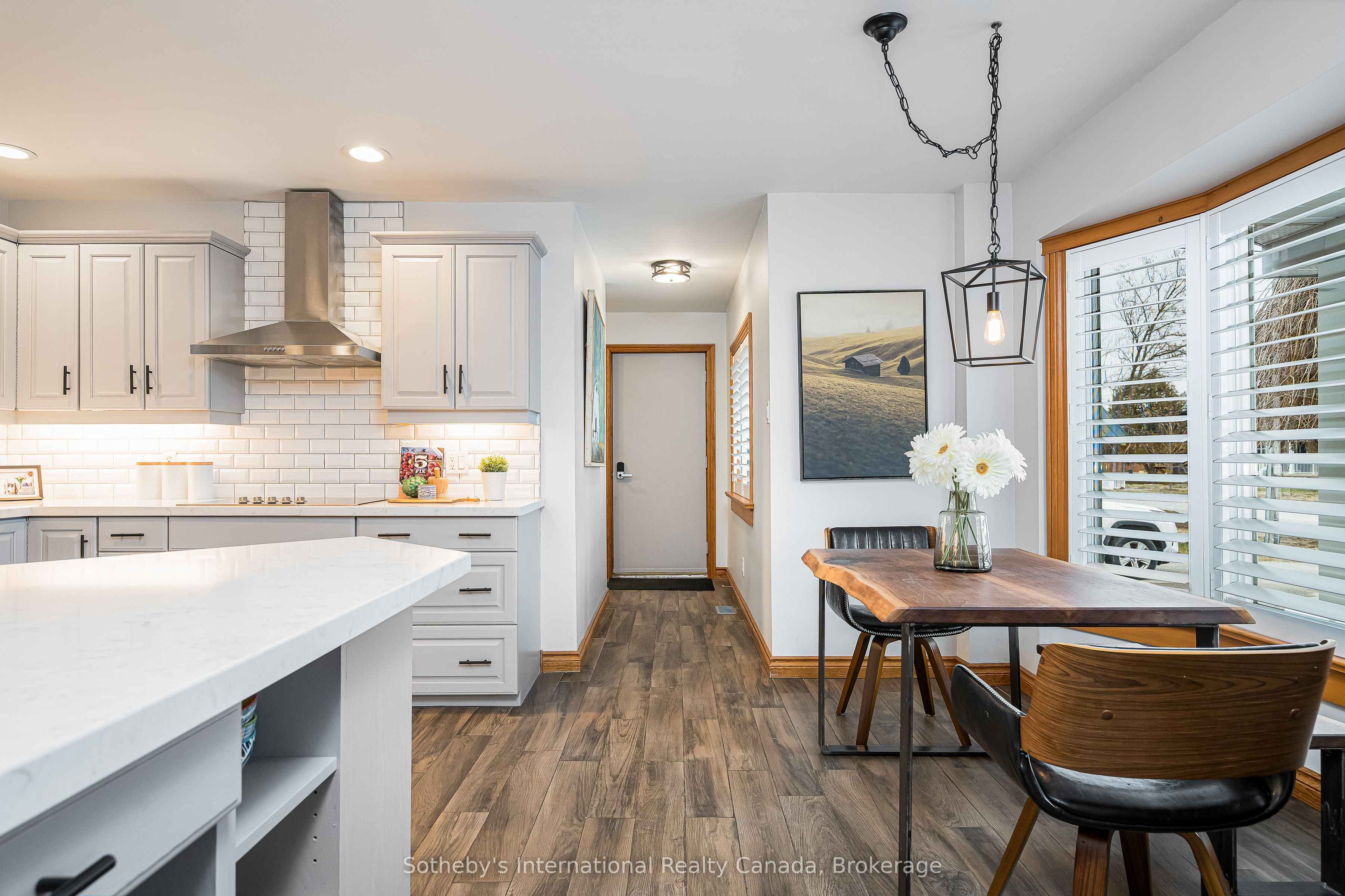 154 Mary Street Property Photo 6