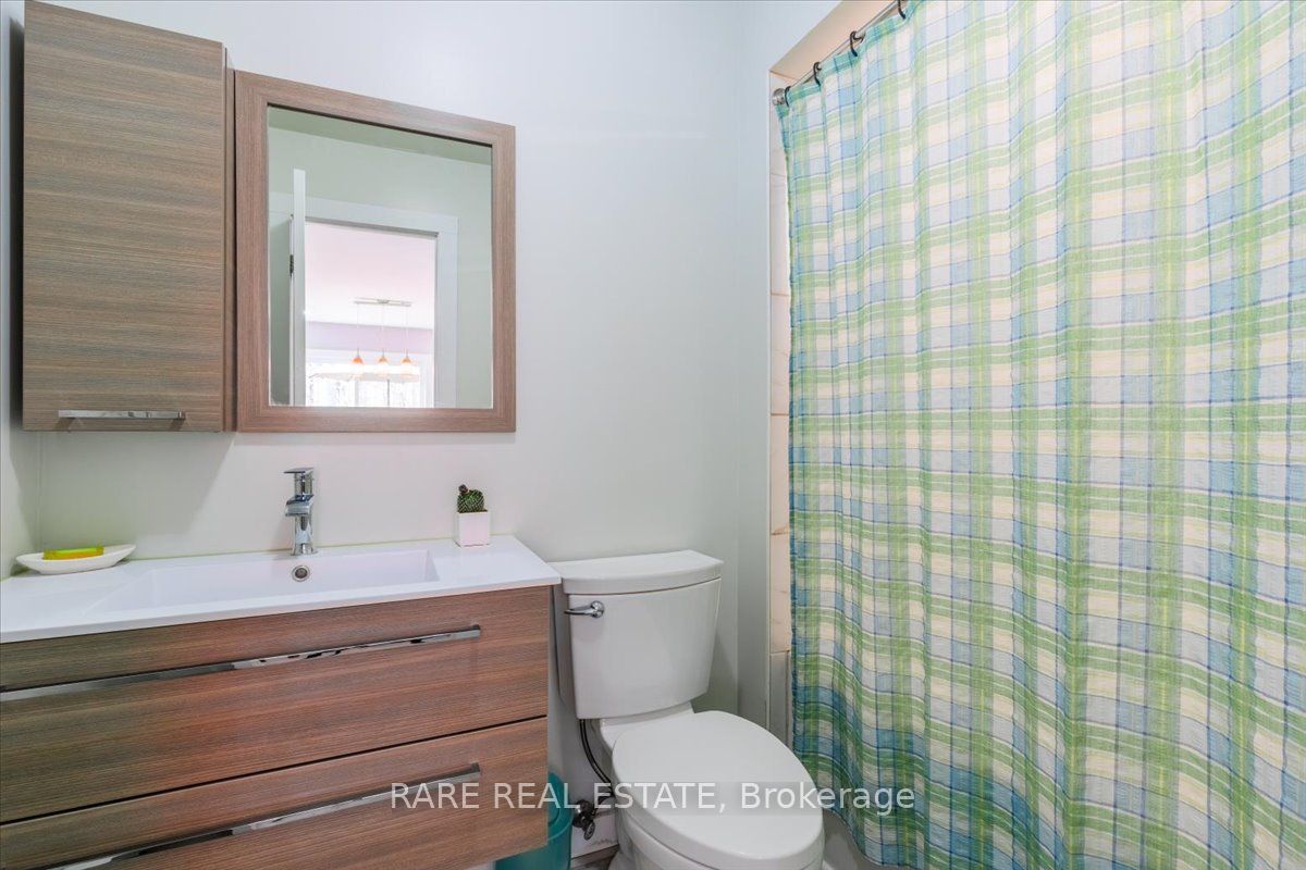 32 Oneida Avenue Property Photo 10