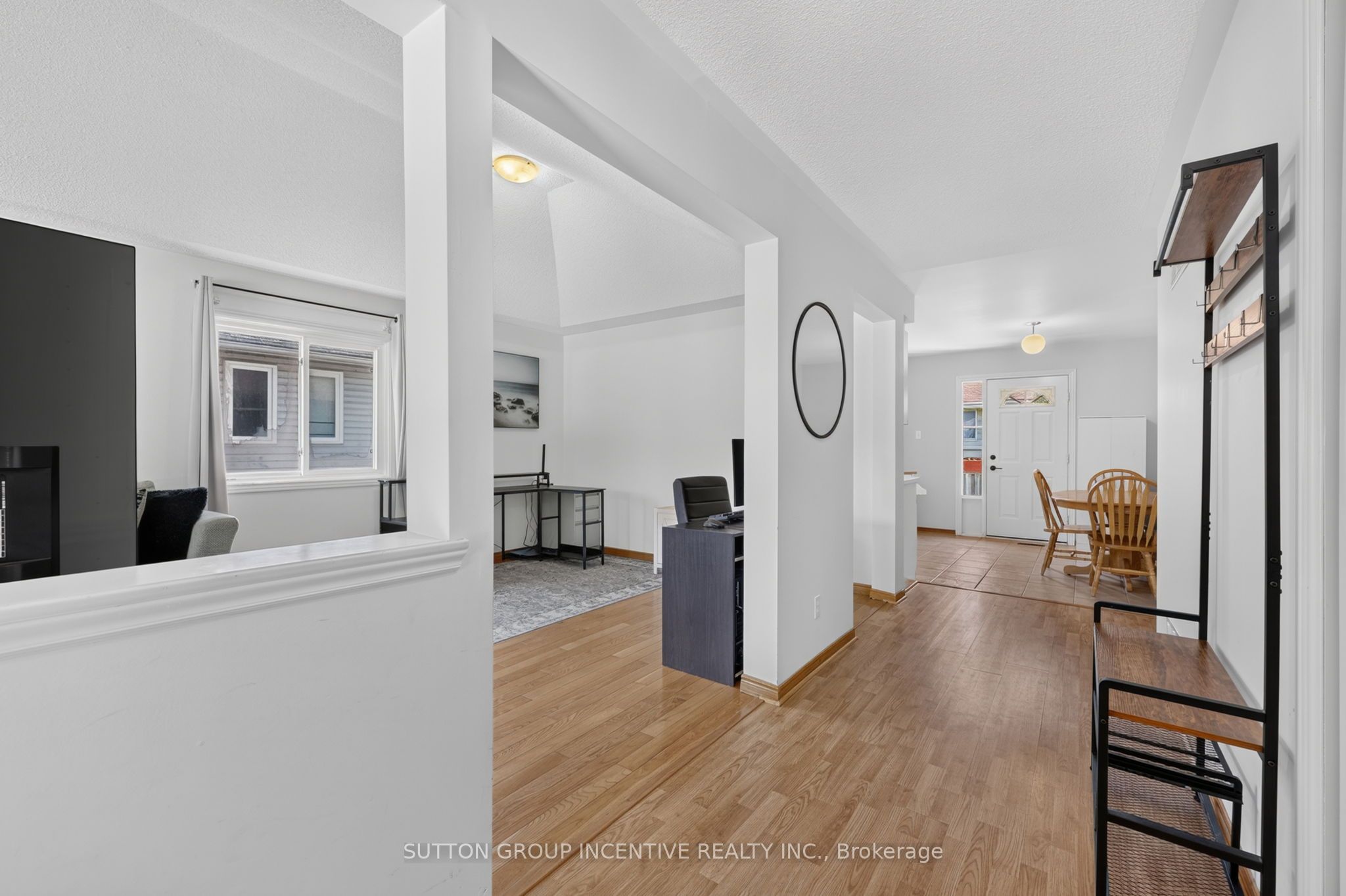 6 Riverdale Drive Property Photo 5