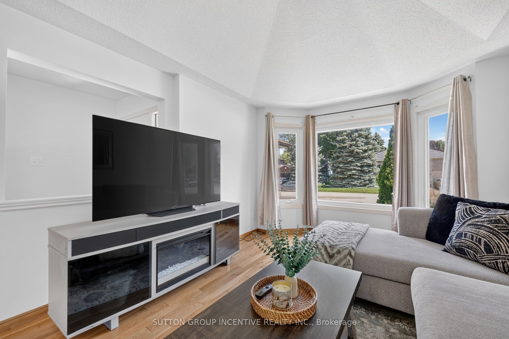 6 Riverdale Drive Property Photo 8