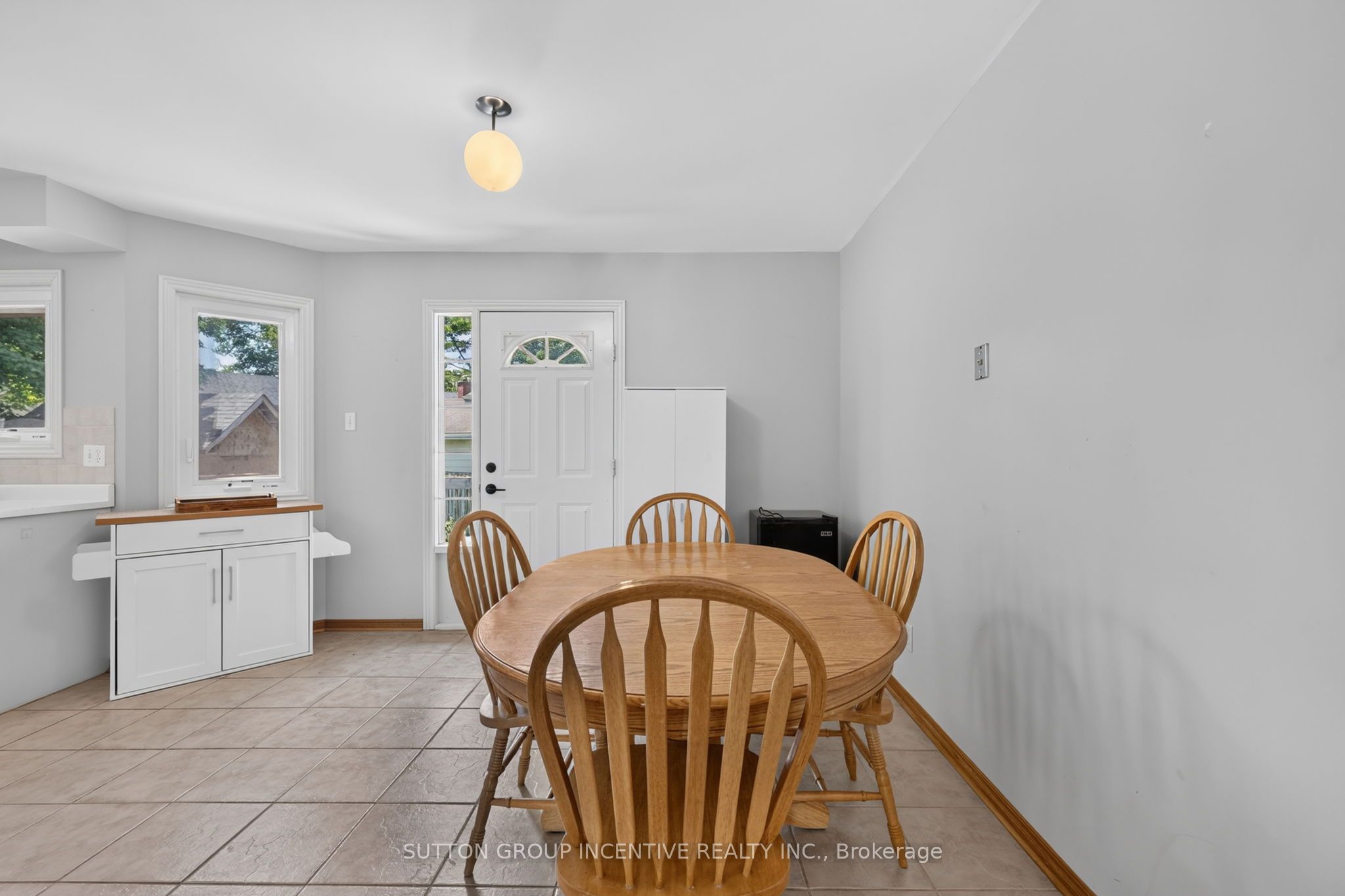 6 Riverdale Drive Property Photo 11