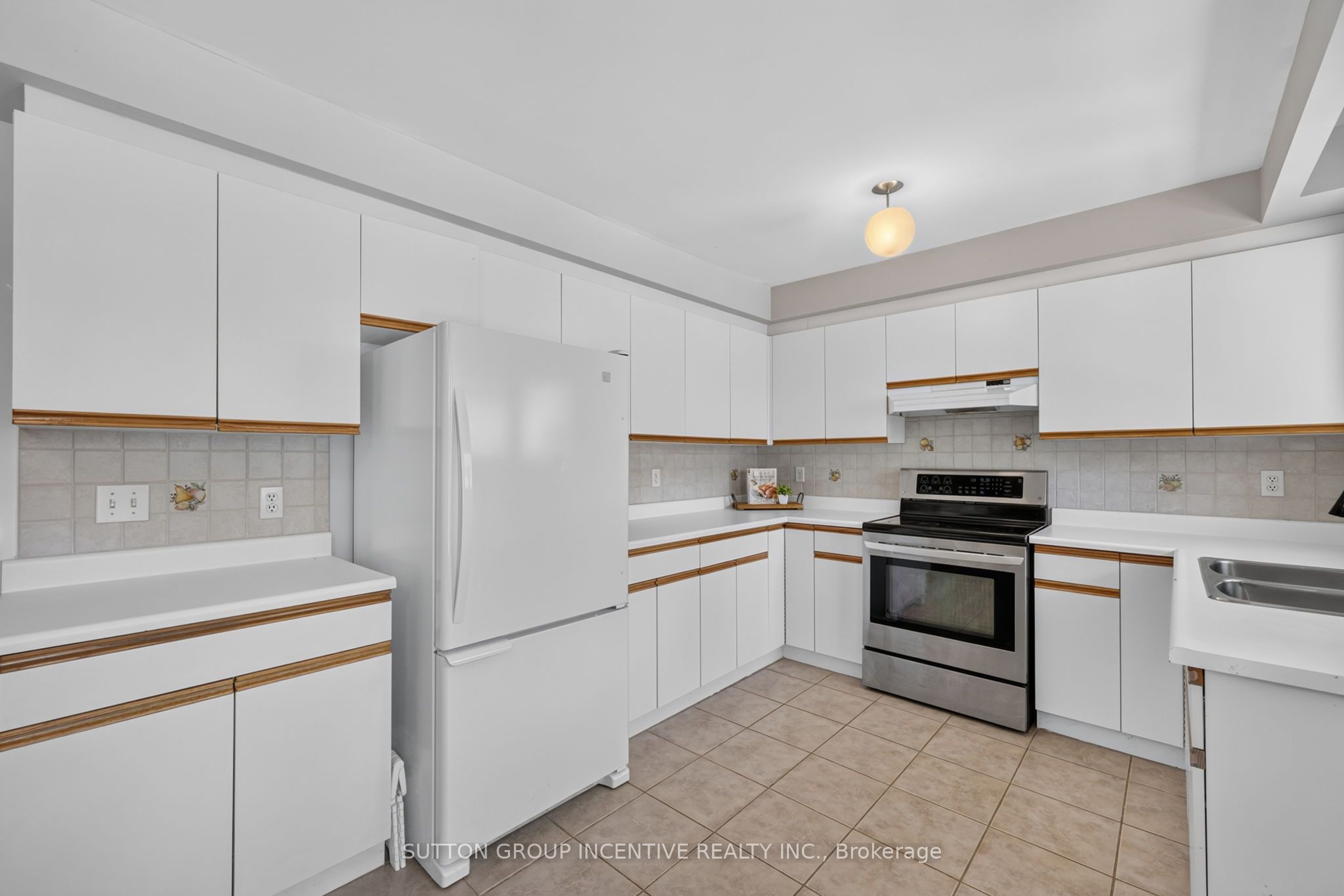 6 Riverdale Drive Property Photo 14