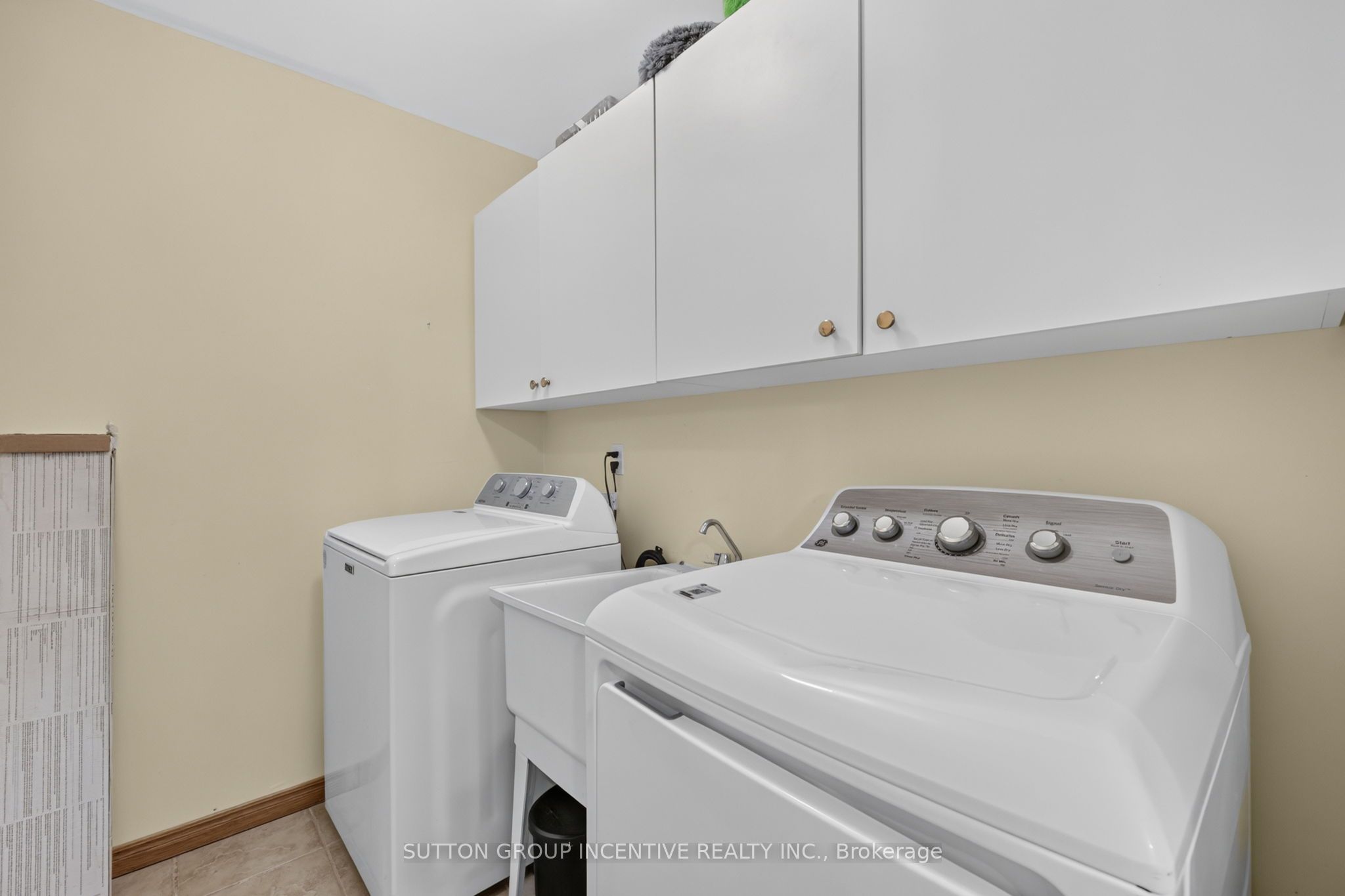 6 Riverdale Drive Property Photo 22