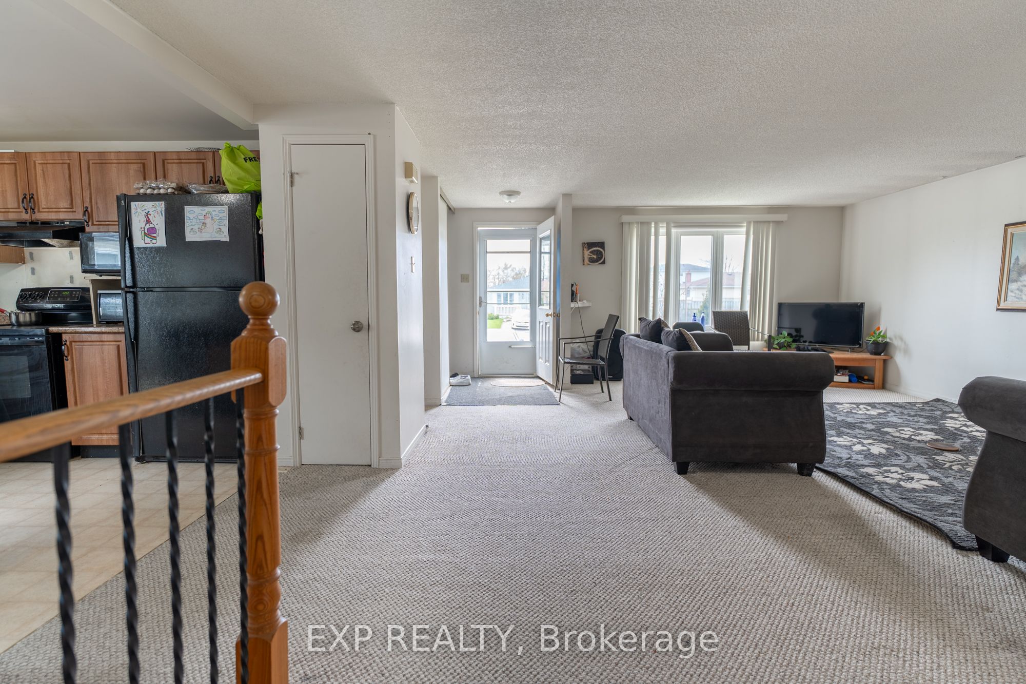 6 Hickling Trail Property Photo 8