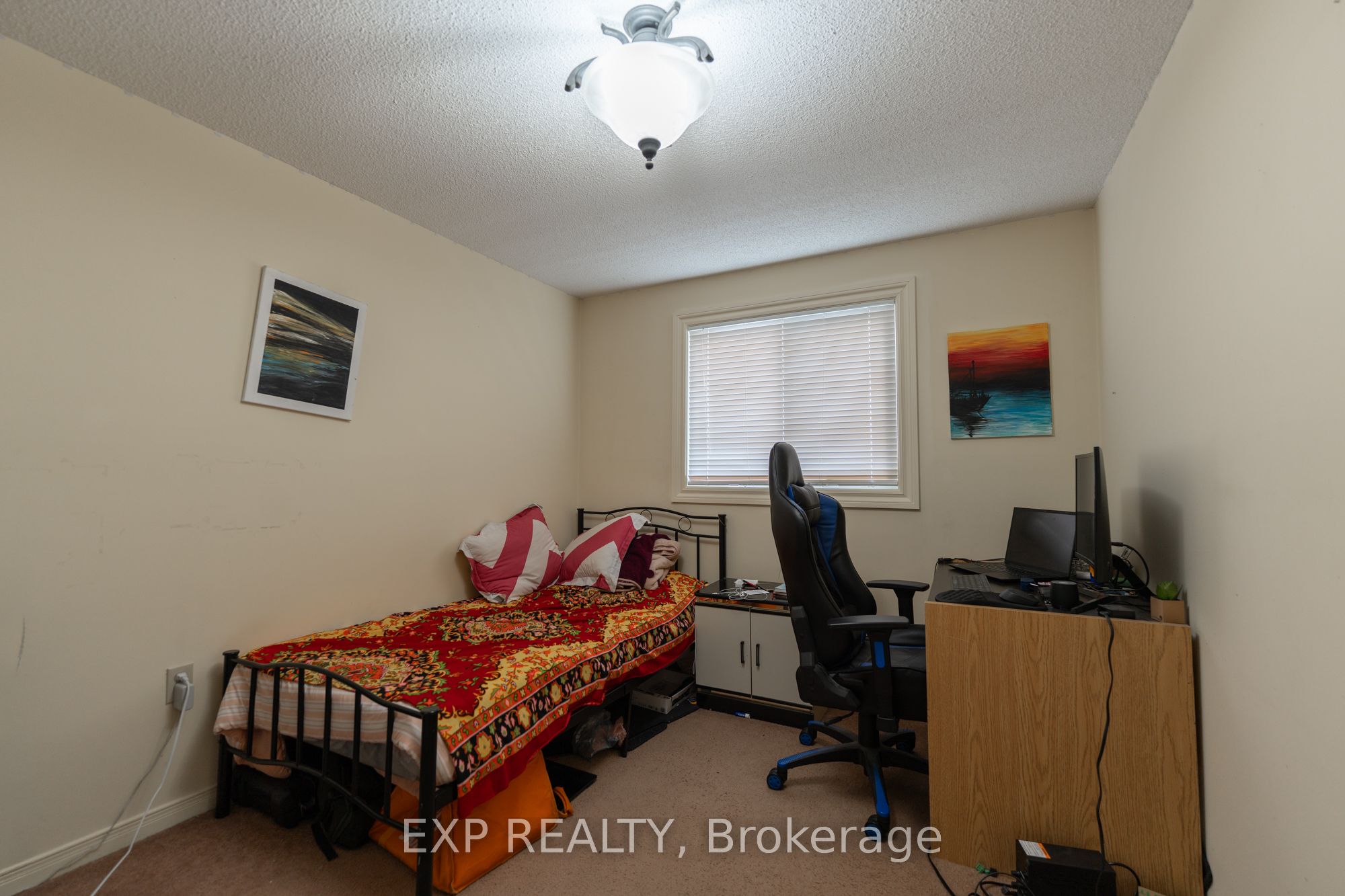 6 Hickling Trail Property Photo 14