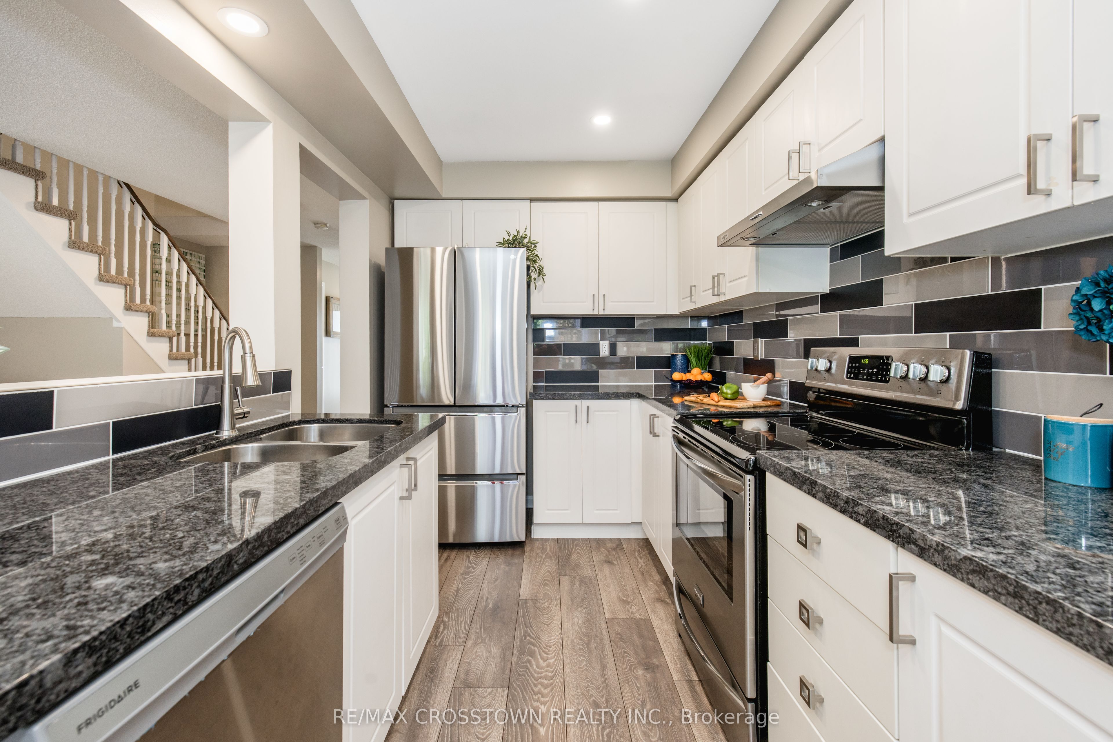 92 Cunningham Drive Property Photo 17