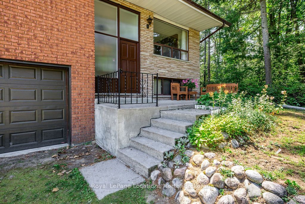 1928 Champlain Road Property Photo 2