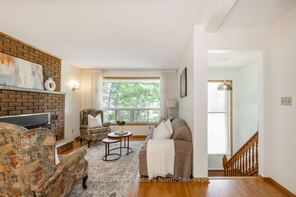 1928 Champlain Road Property Photo 4