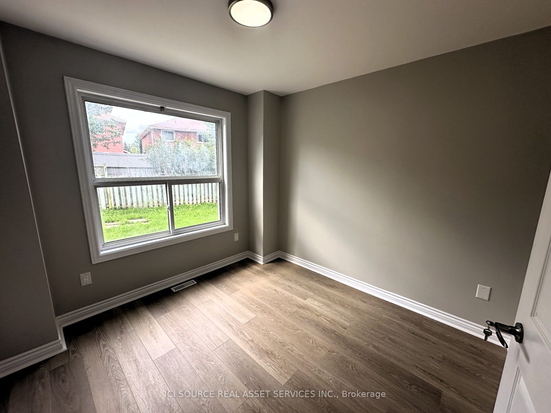 67 Russell Hill Drive Main Property Photo 11
