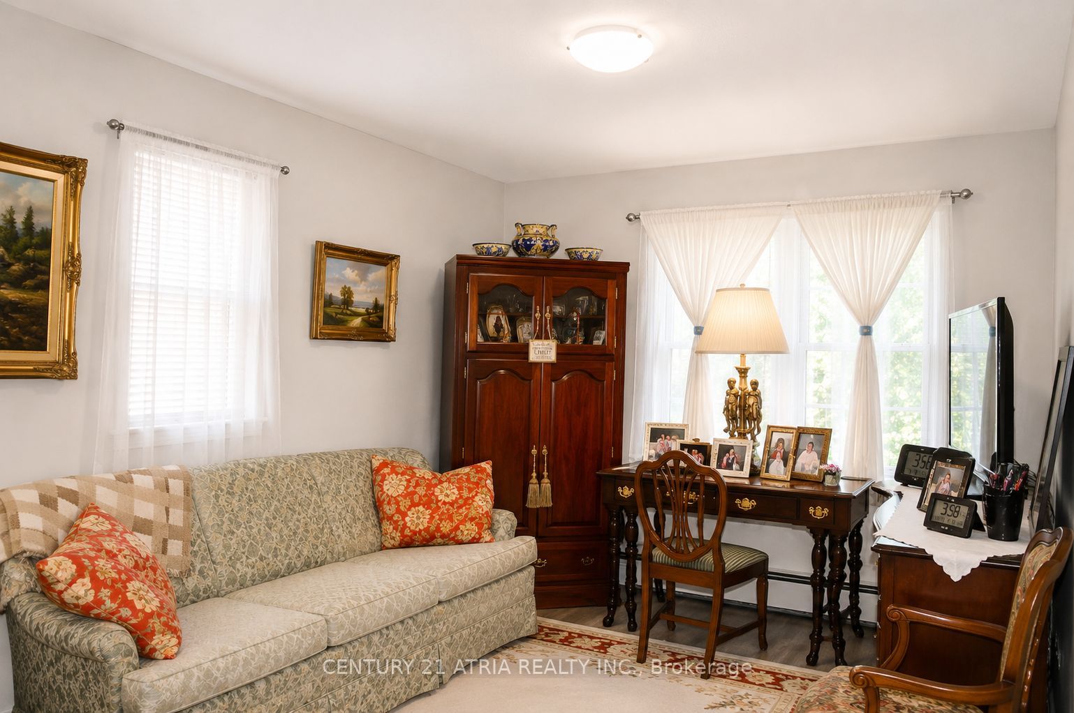 172 William Street Property Photo 12