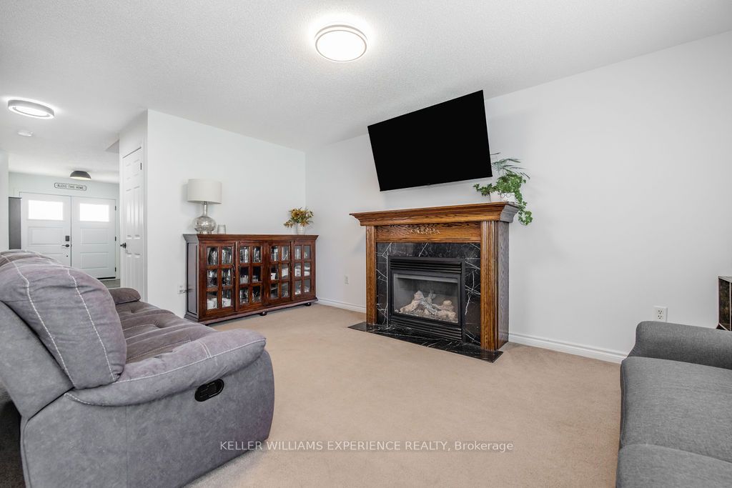 27 Michelle Drive Property Photo 11