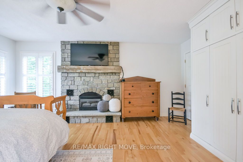 2640 Westshore Crescent Property Photo 26