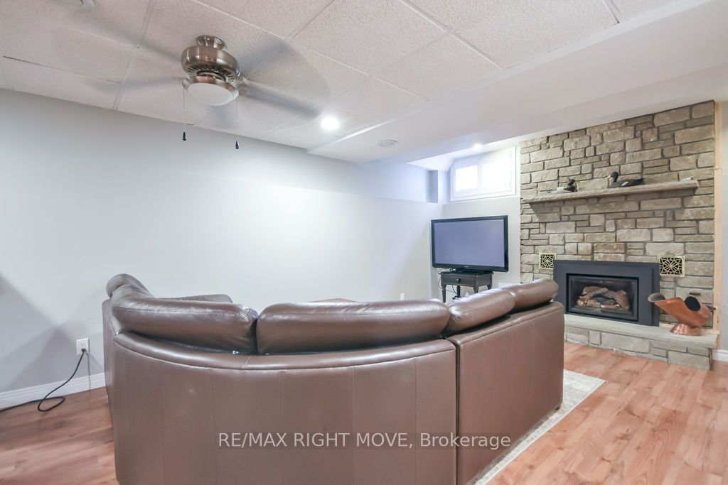 2640 Westshore Crescent Property Photo 38