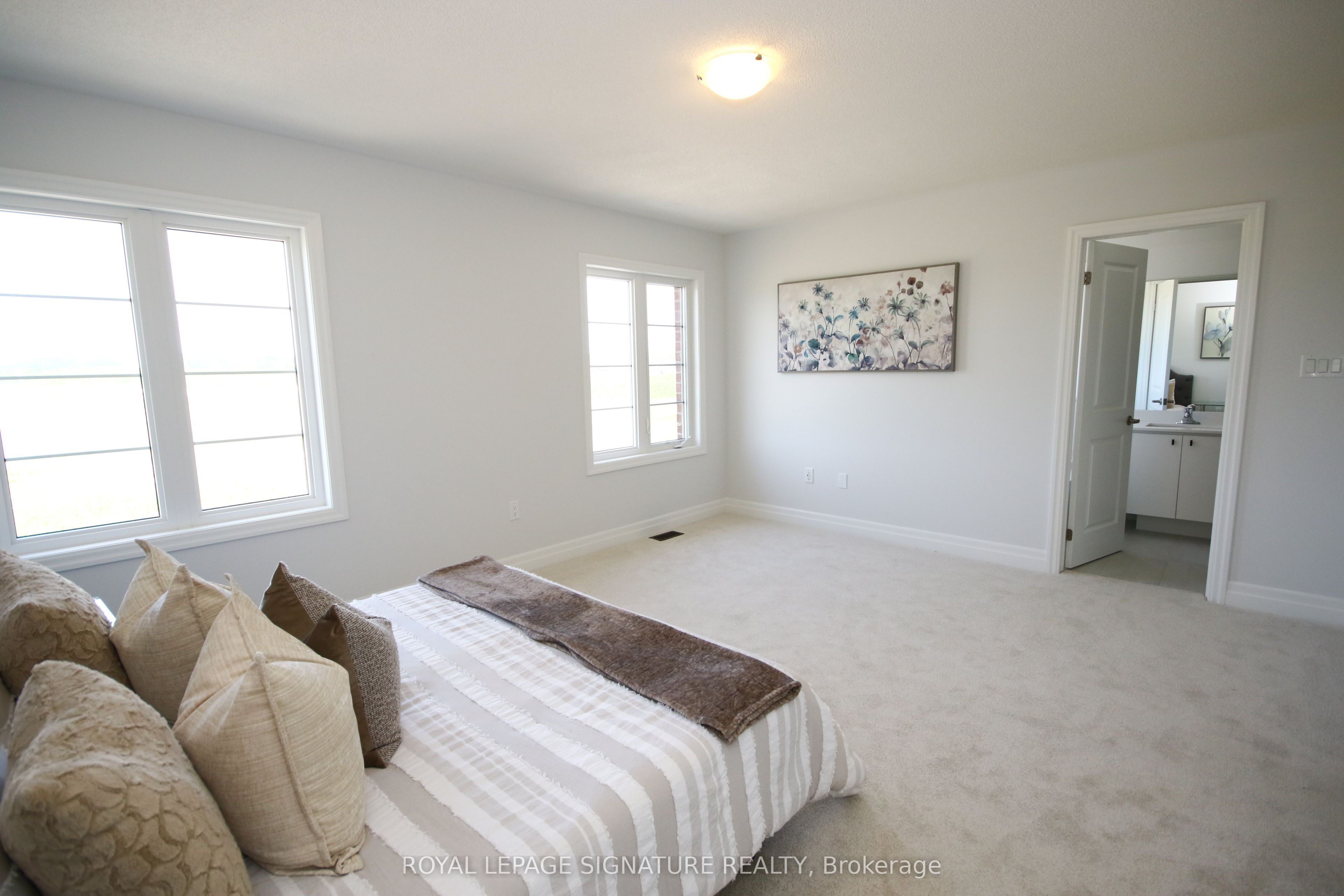 131 Union Boulevard Property Photo 11