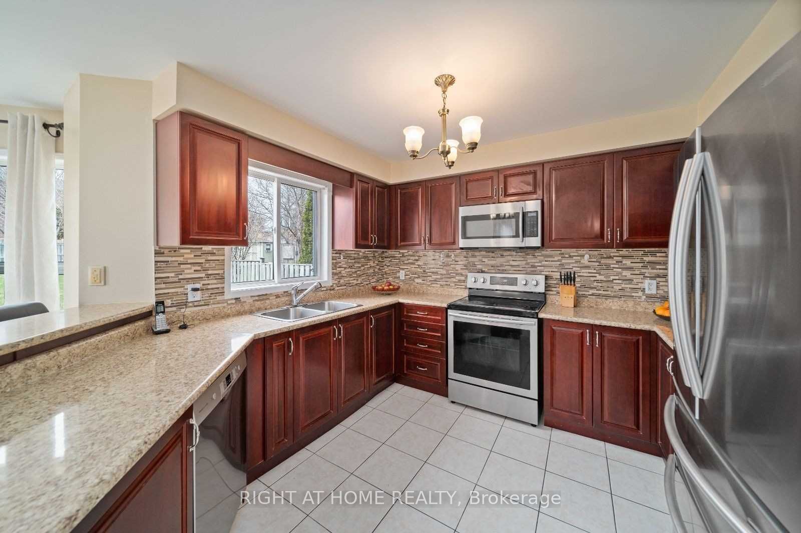 94 Ward Drive Property Photo 3