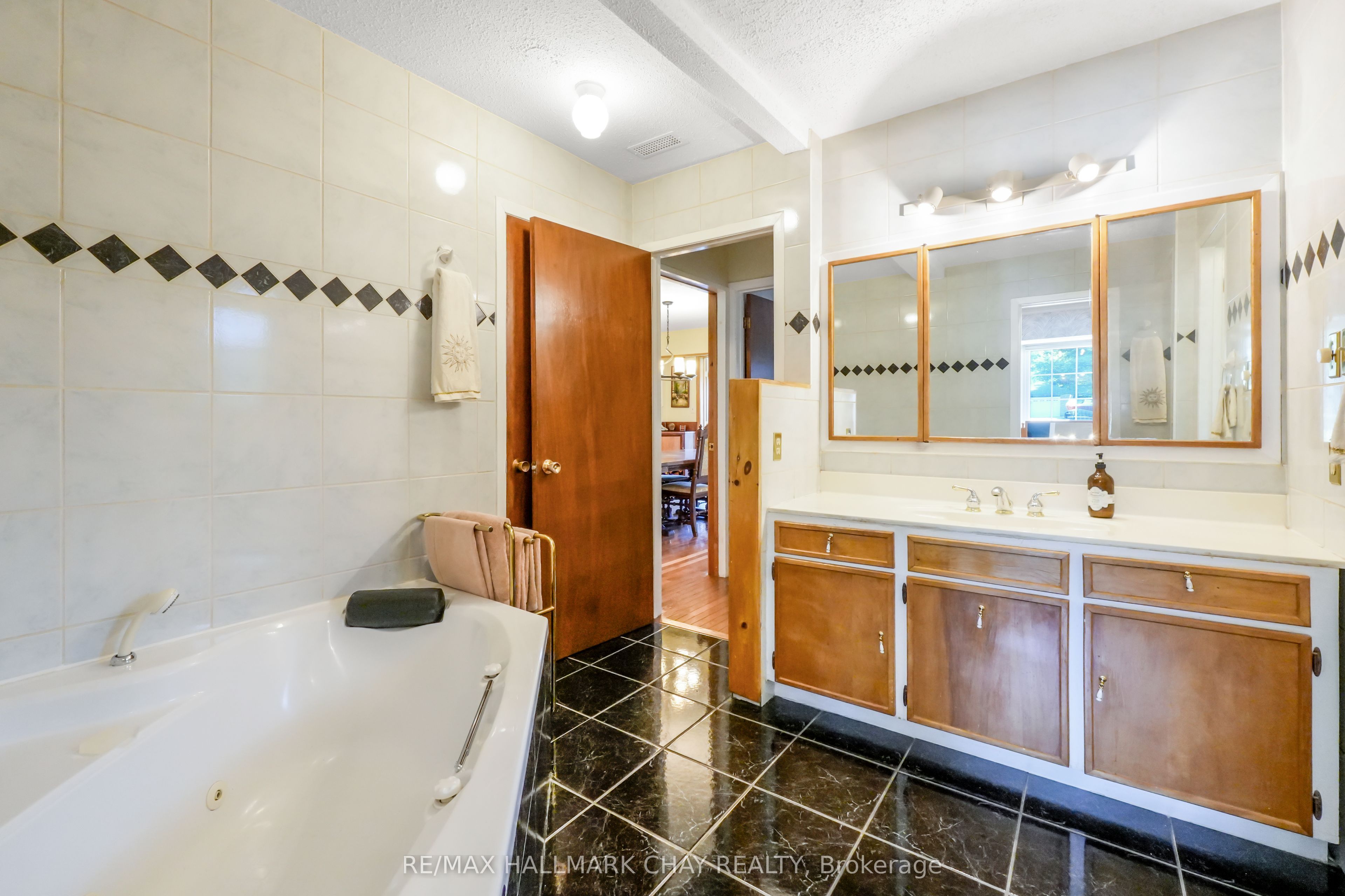 4108 Canal Road Property Photo 24