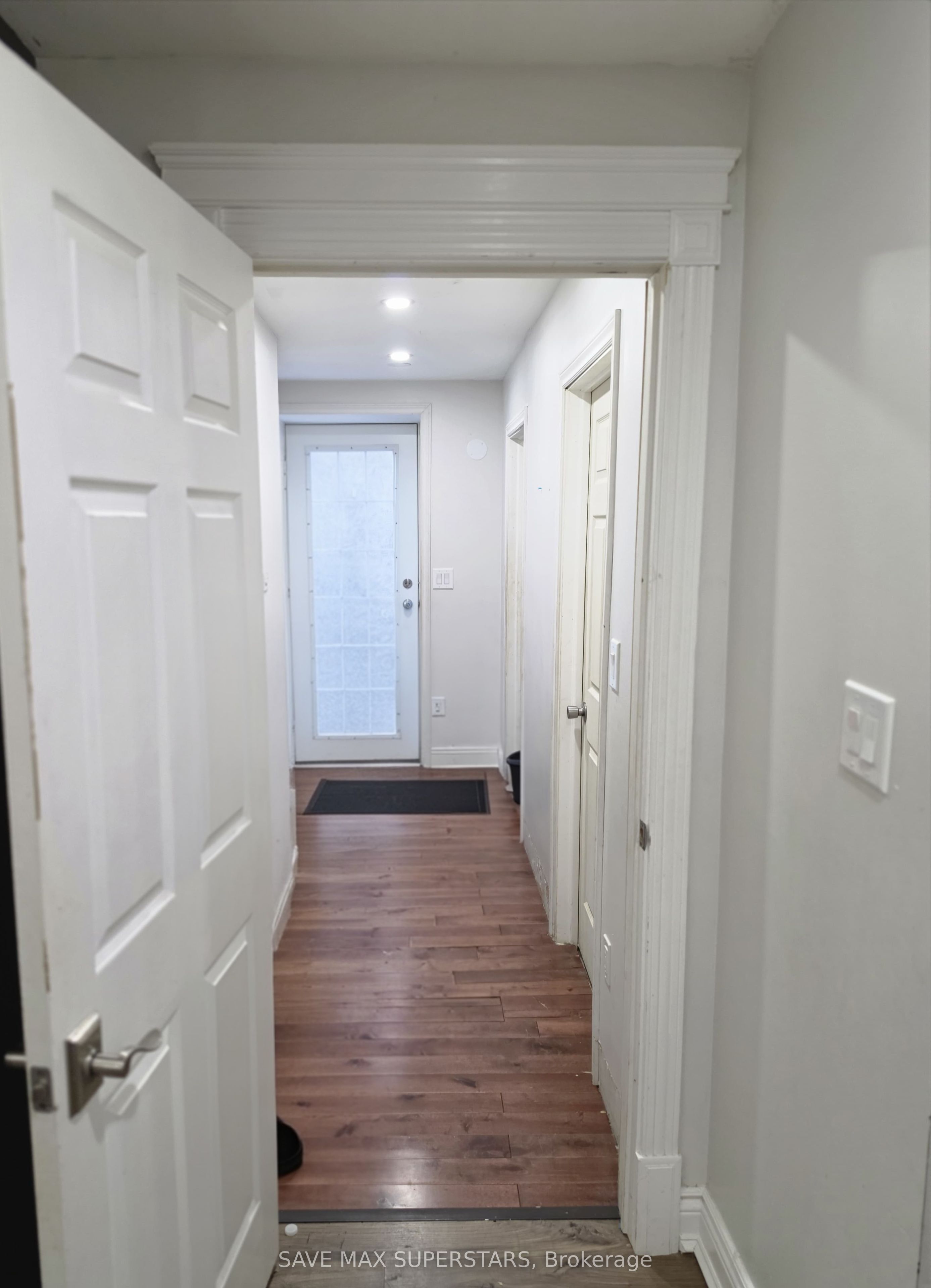 133 The Queensway Way Lower Property Photo 2