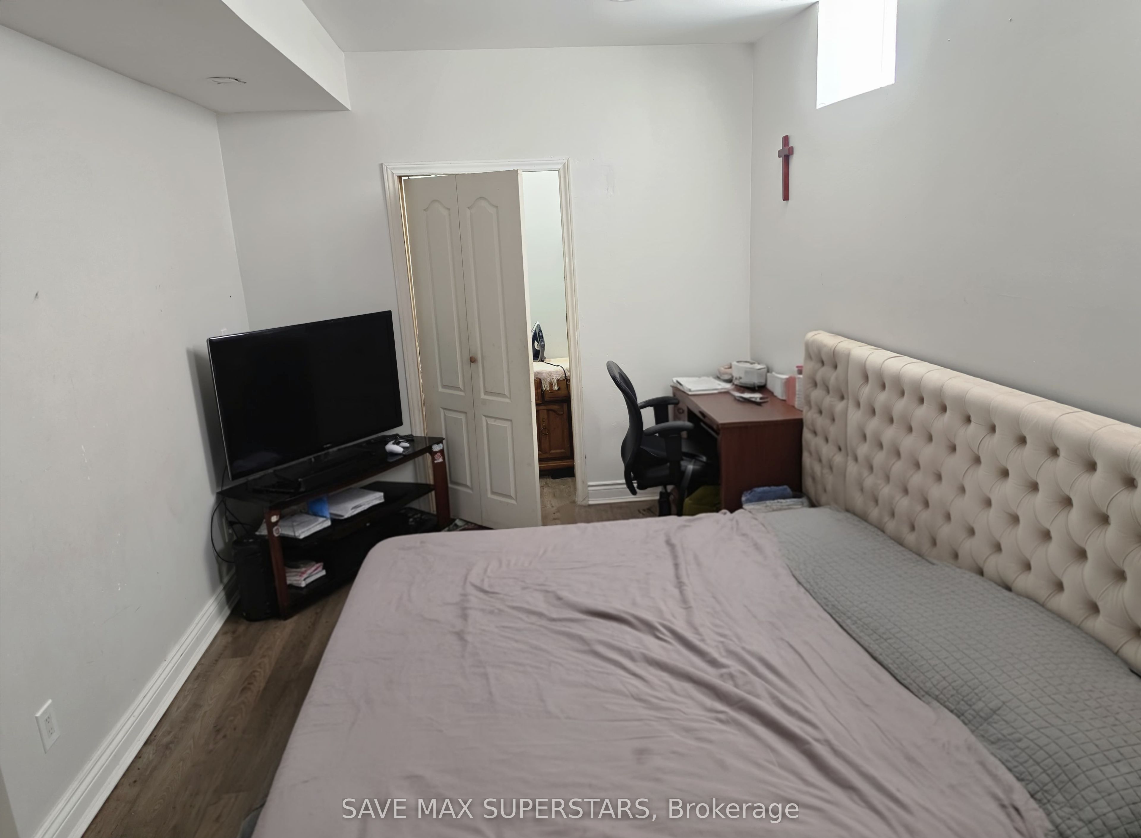 133 The Queensway Way Lower Property Photo 7