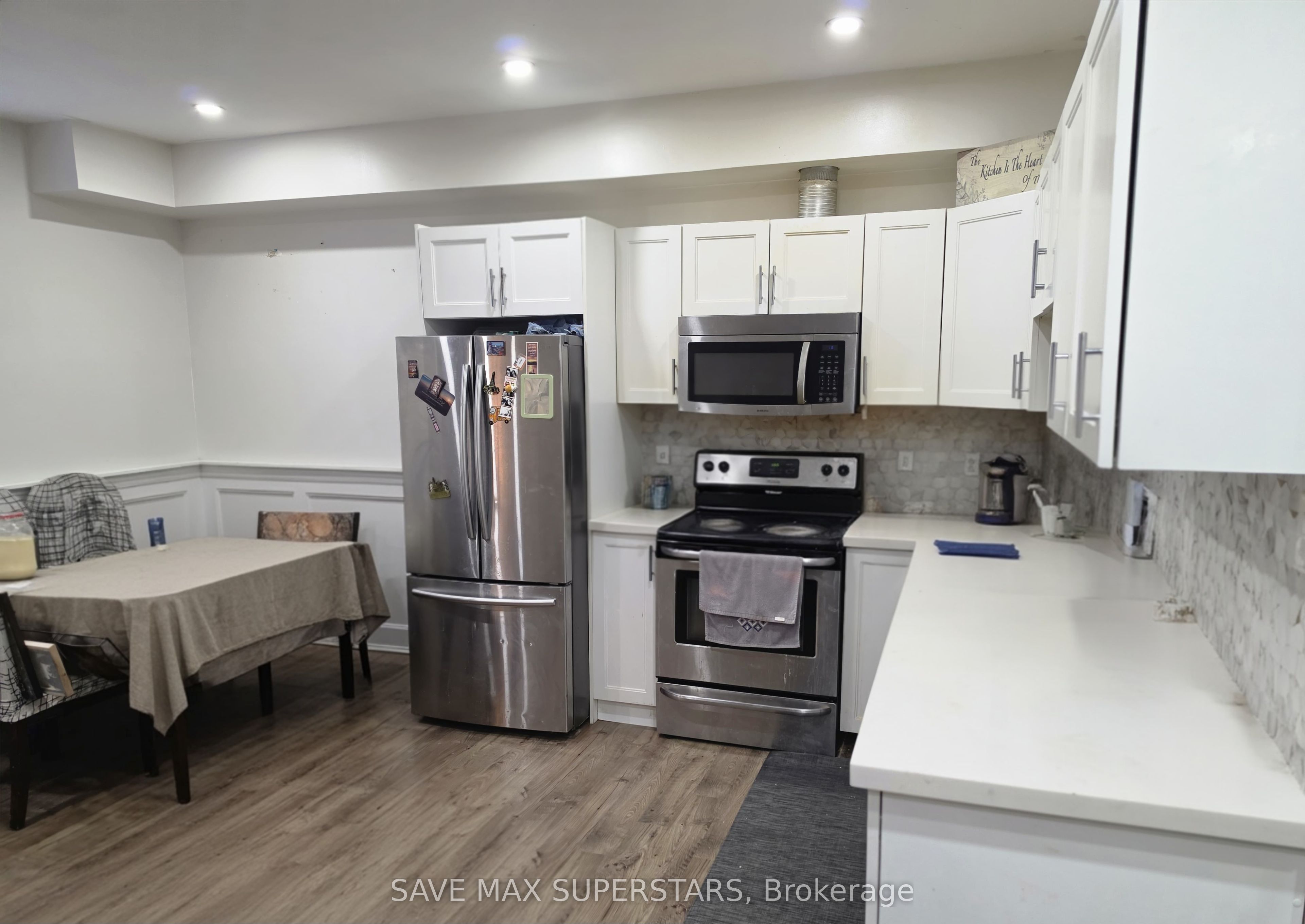 133 The Queensway Way Lower Property Photo 8