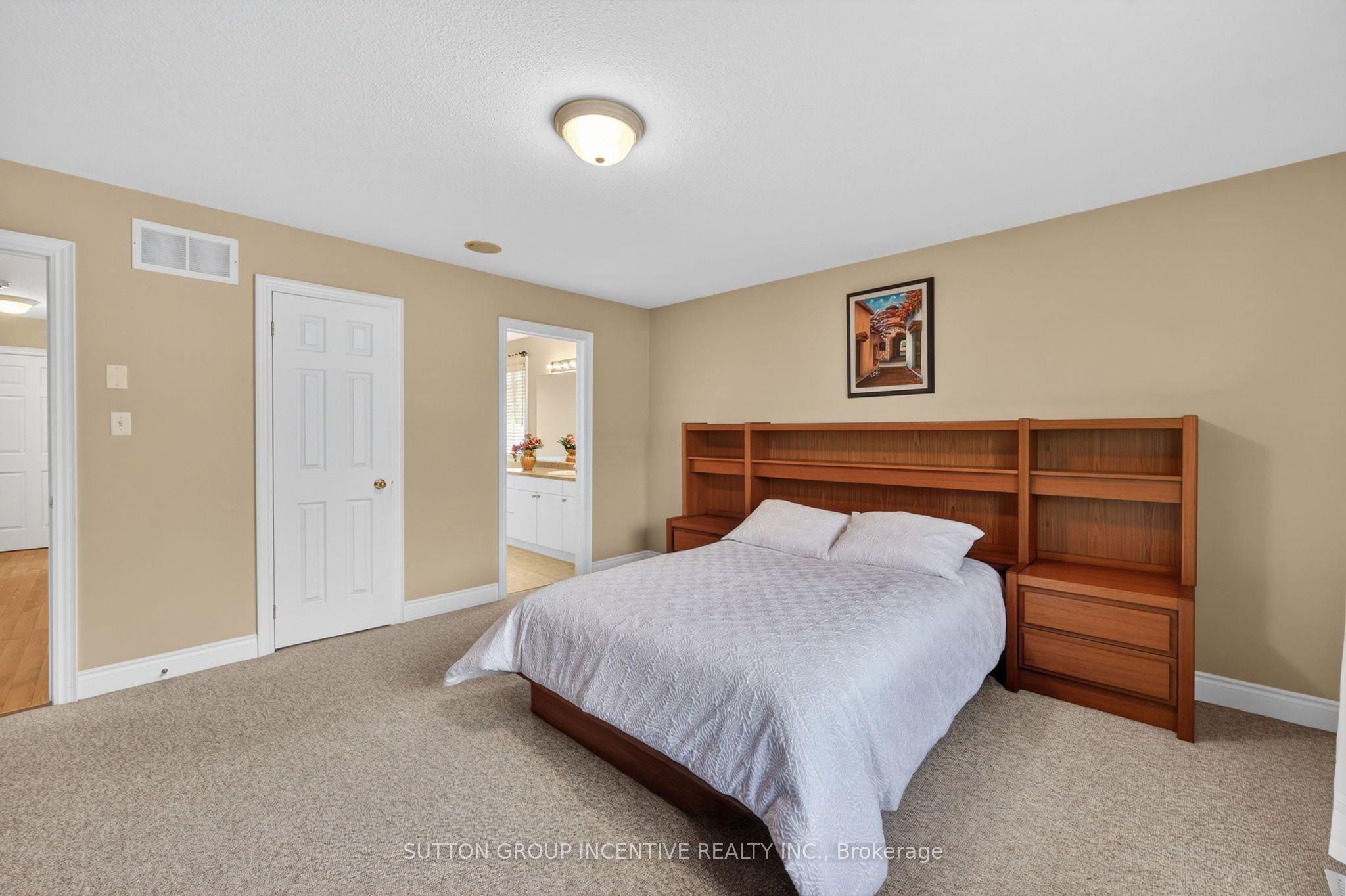 101 Lion's Gate Boulevard Property Photo 22
