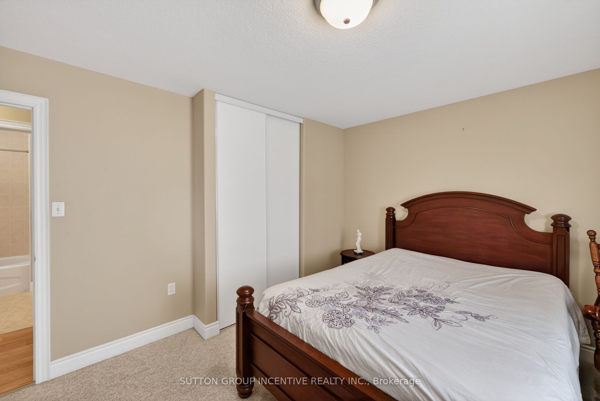 101 Lion's Gate Boulevard Property Photo 26