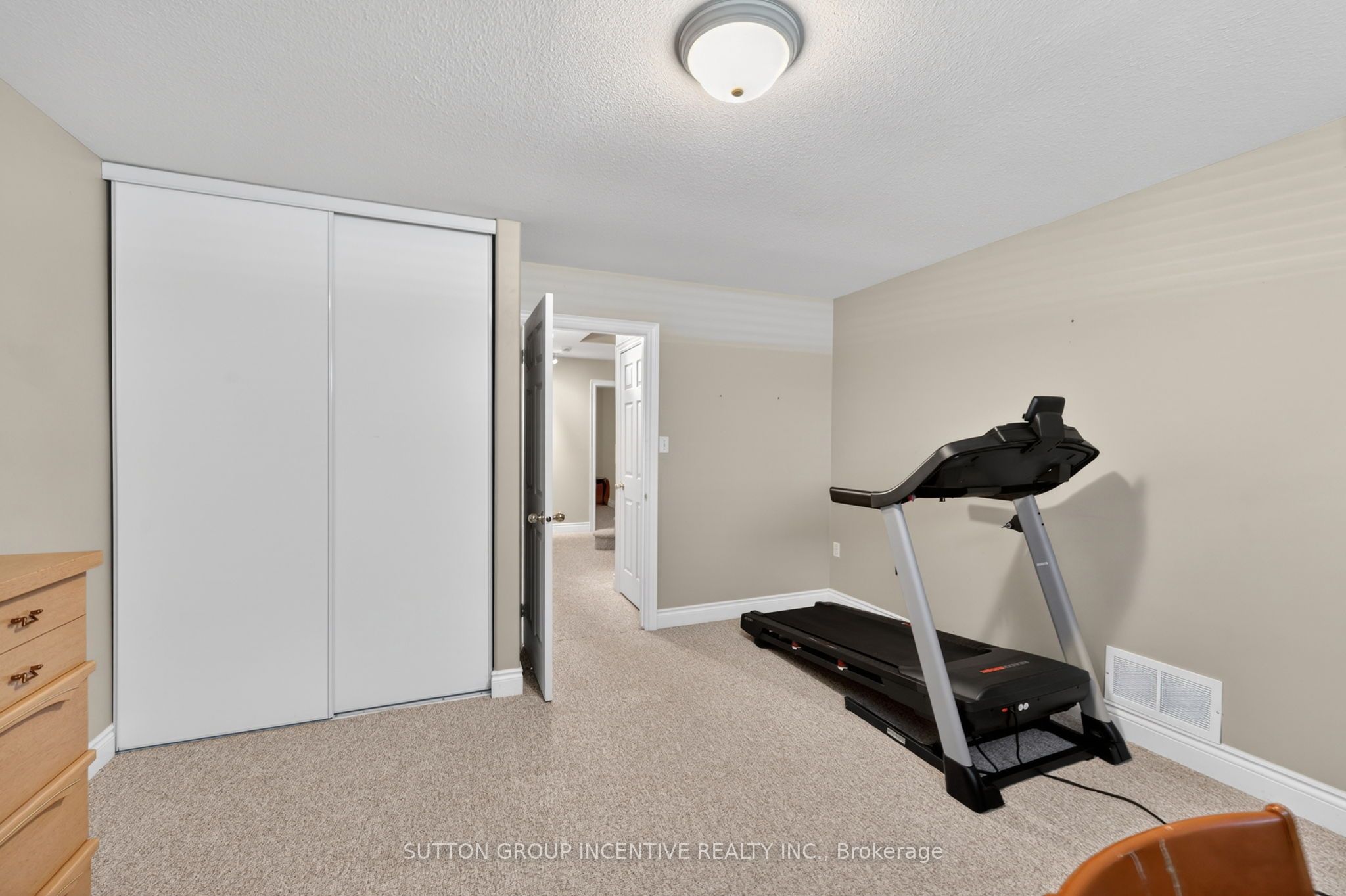 101 Lion's Gate Boulevard Property Photo 32