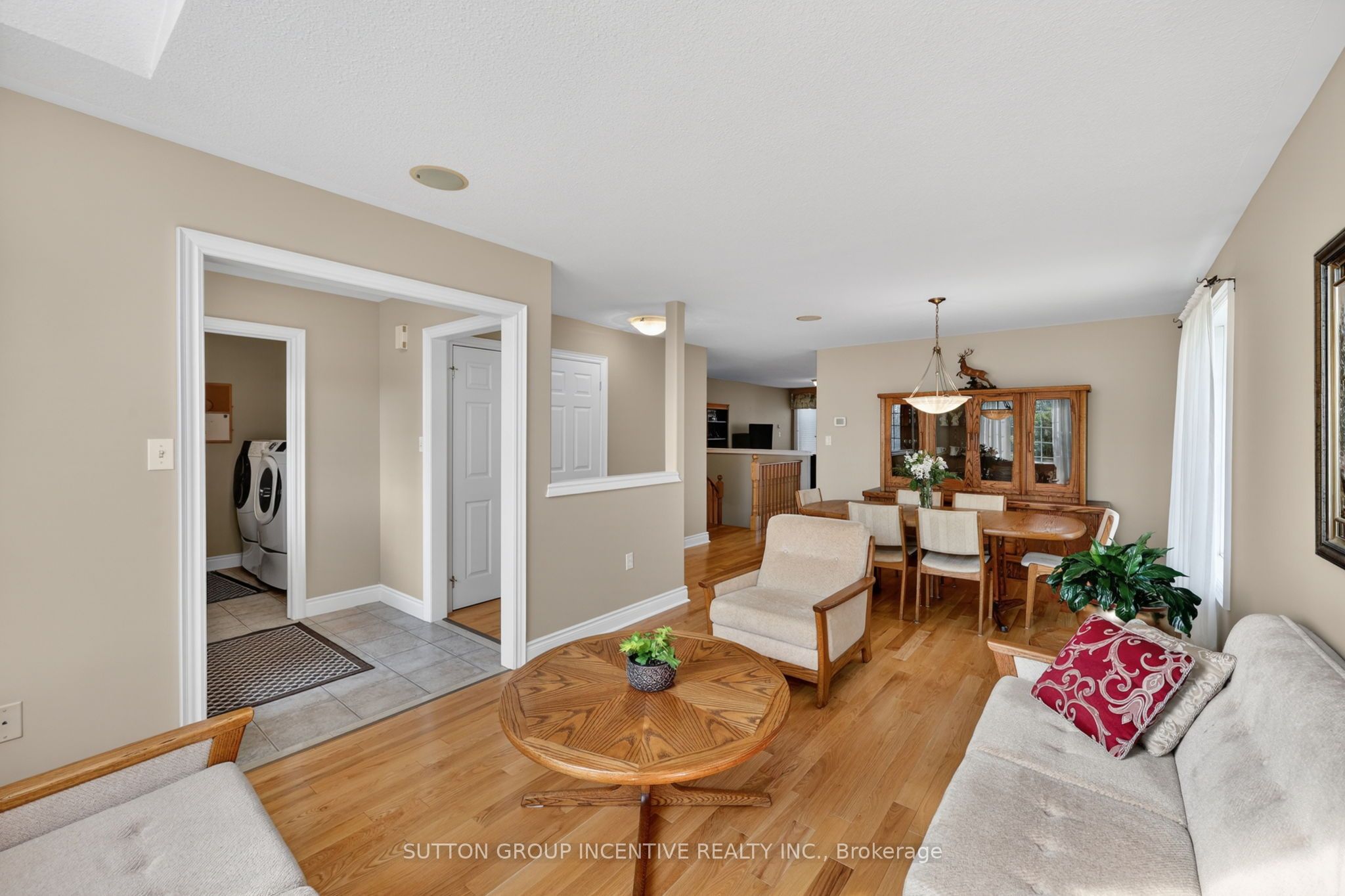 101 Lion's Gate Boulevard Property Photo 41