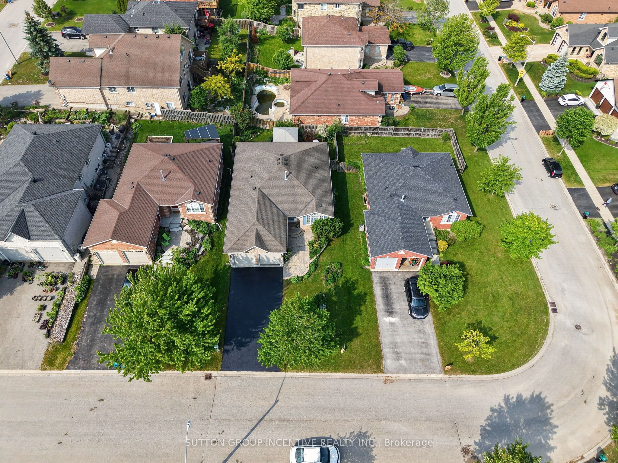 101 Lion's Gate Boulevard Property Photo 45