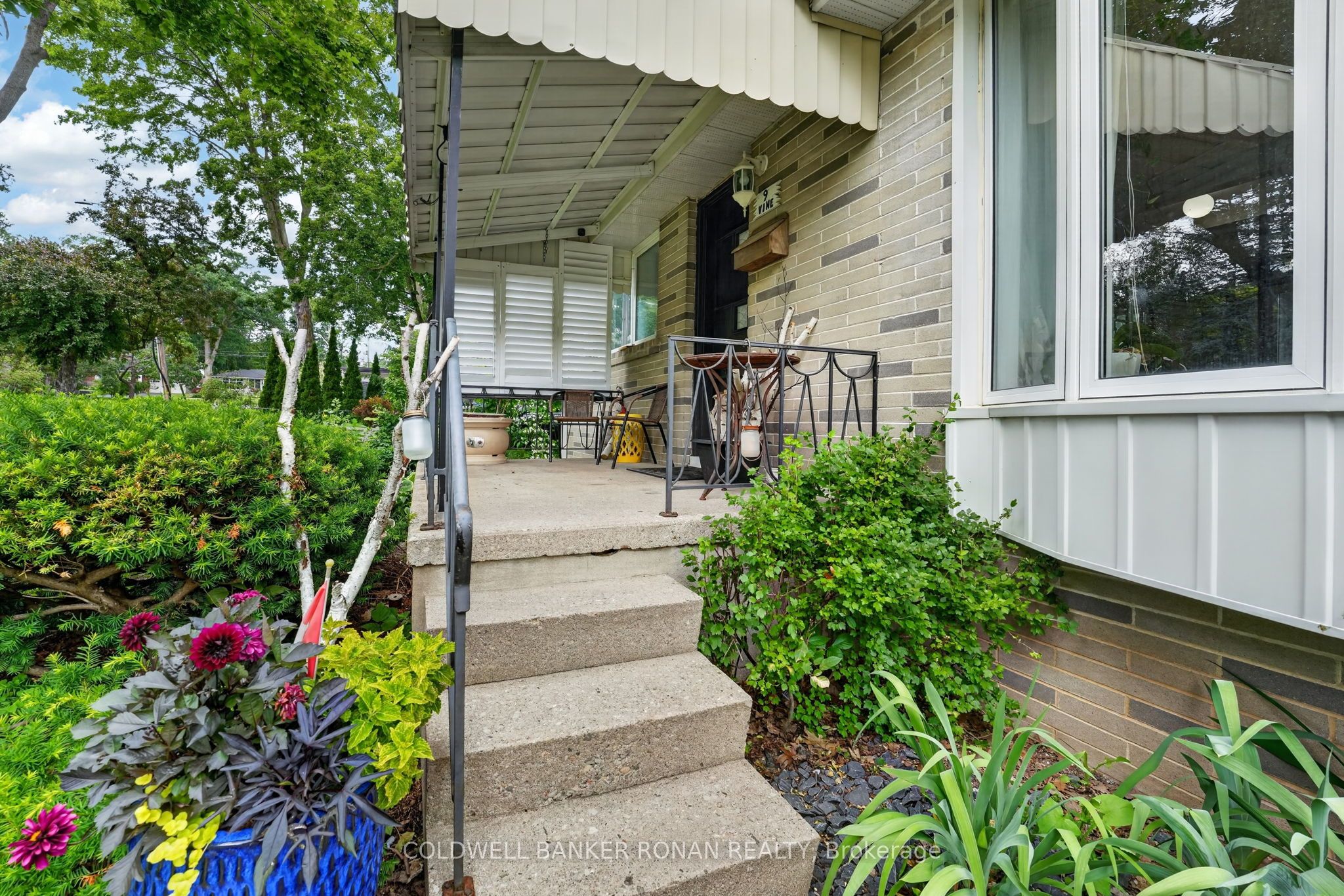 9 Vine Street Property Photo 4