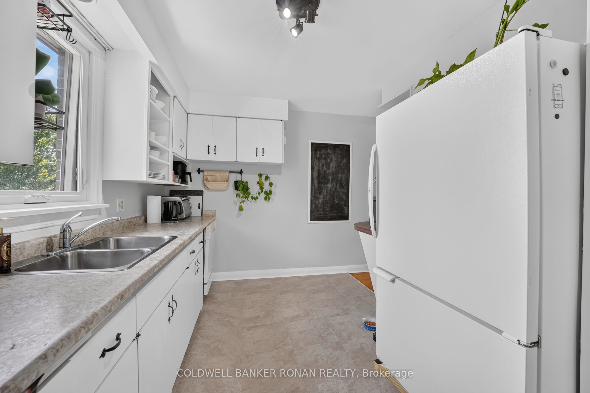 9 Vine Street Property Photo 22