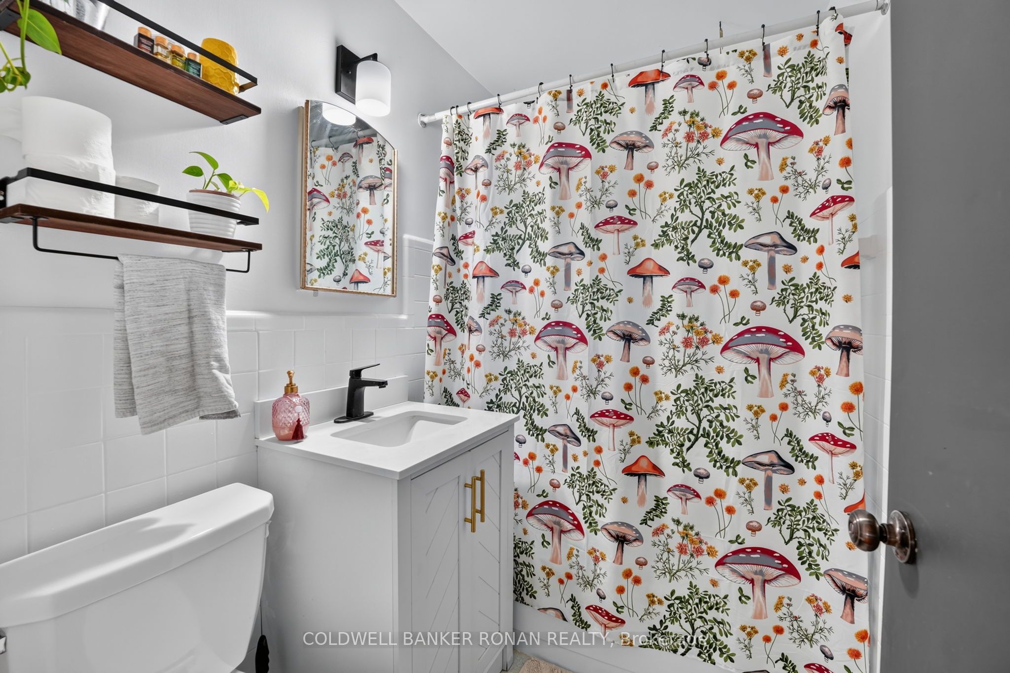 9 Vine Street Property Photo 29