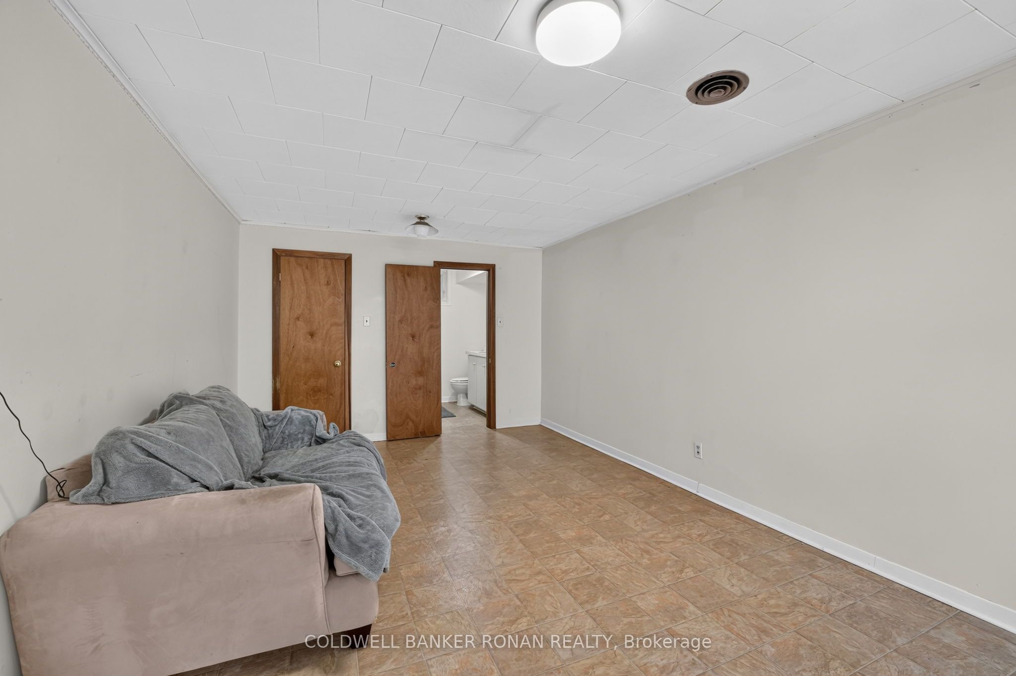 9 Vine Street Property Photo 38