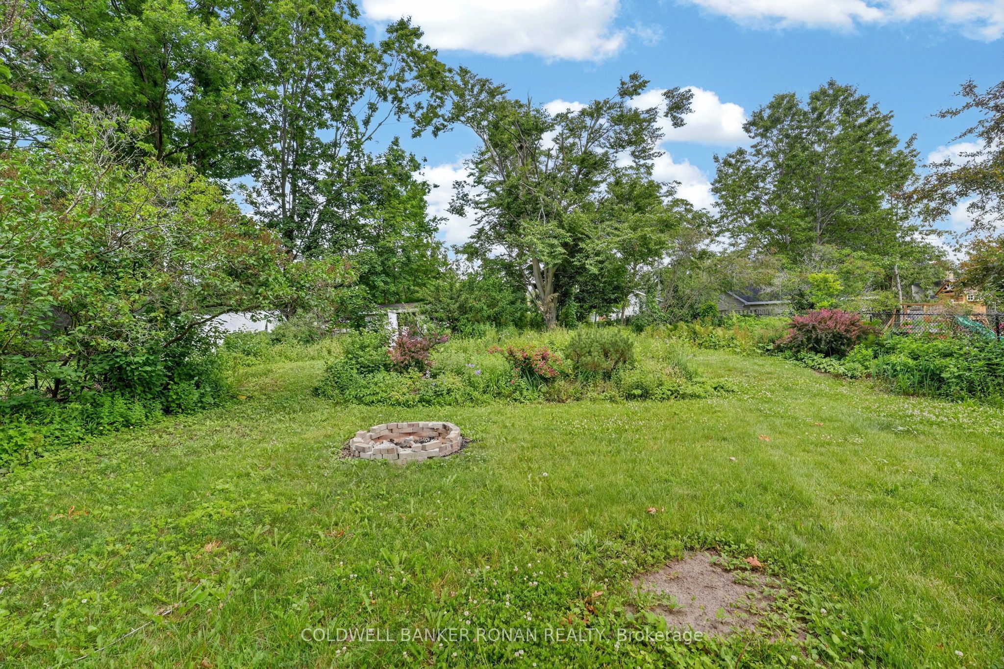 9 Vine Street Property Photo 43