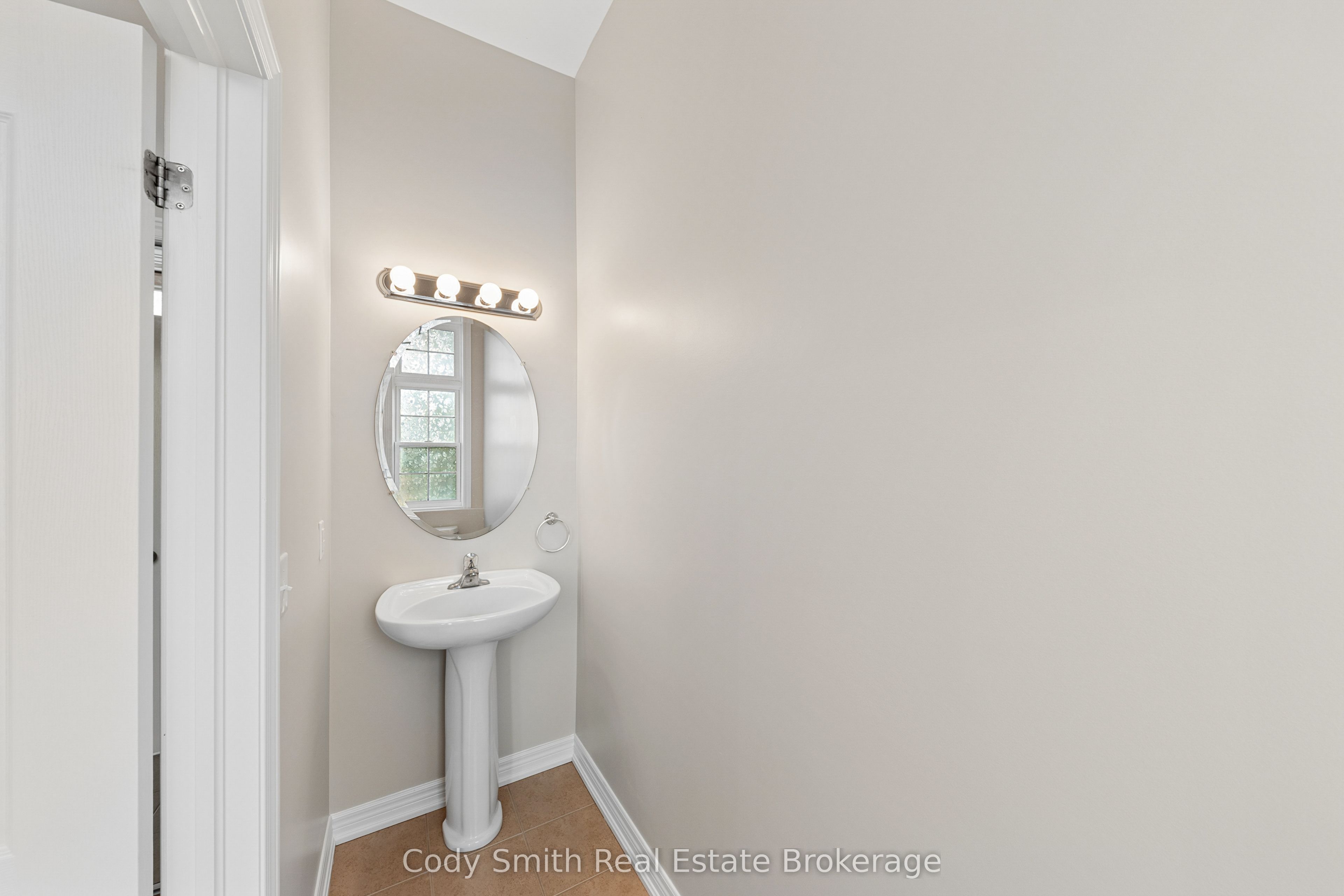 88 Pearl Drive Property Photo 7