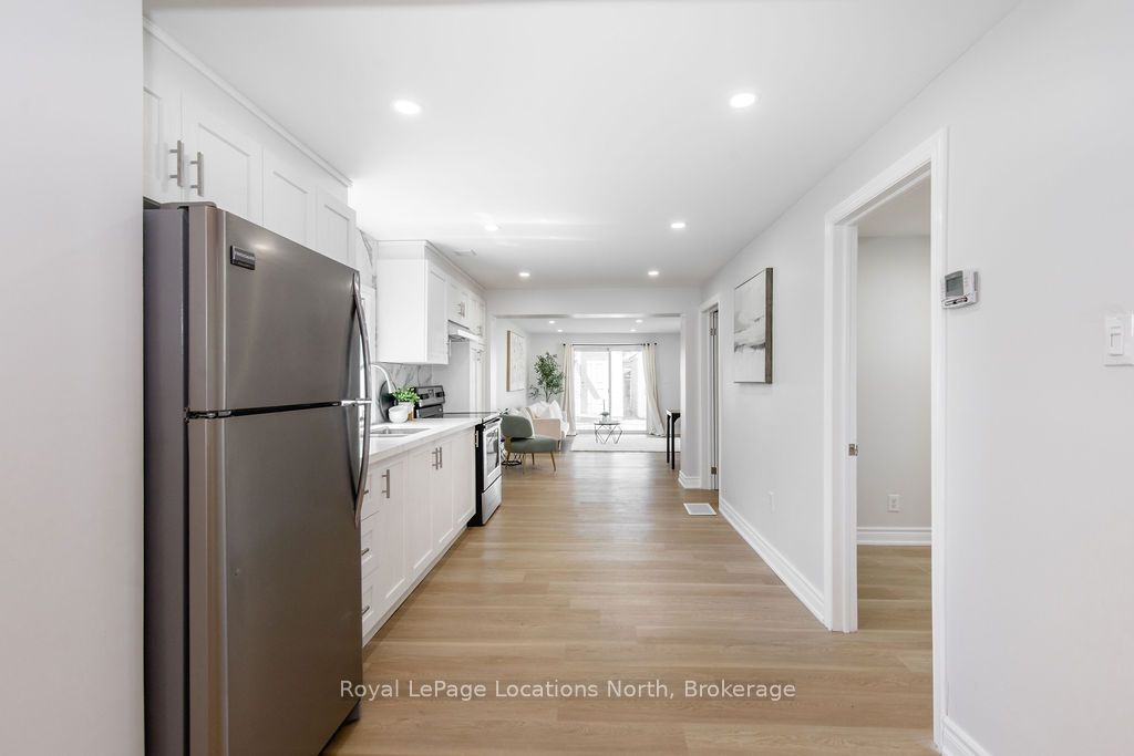 56 68th Street N Property Photo 3