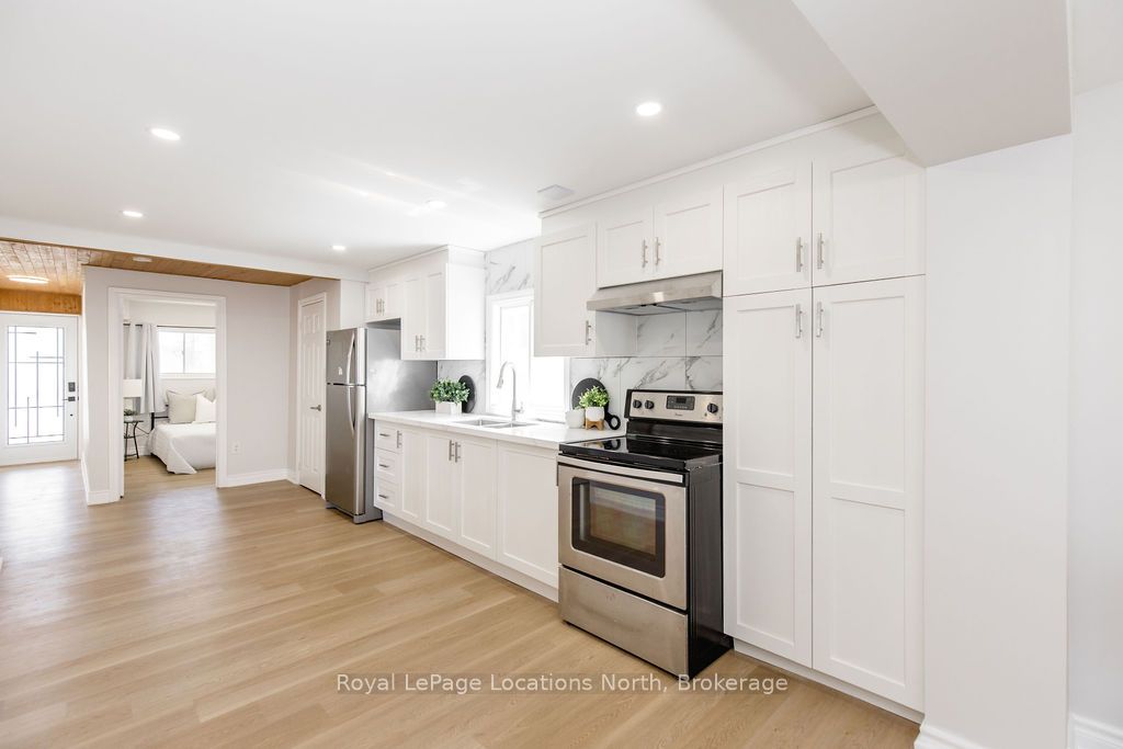 56 68th Street N Property Photo 7