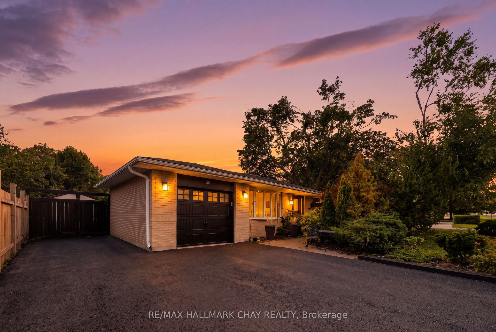 30 Harding Avenue Property Photo 1