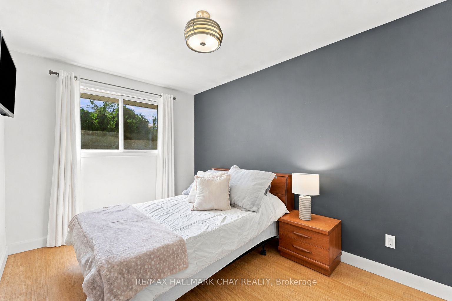 30 Harding Avenue Property Photo 12