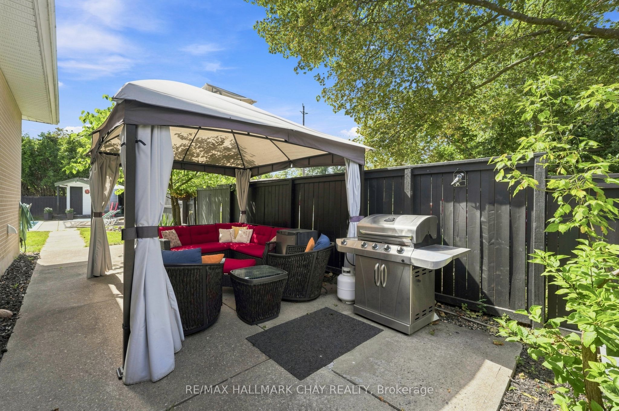 30 Harding Avenue Property Photo 19