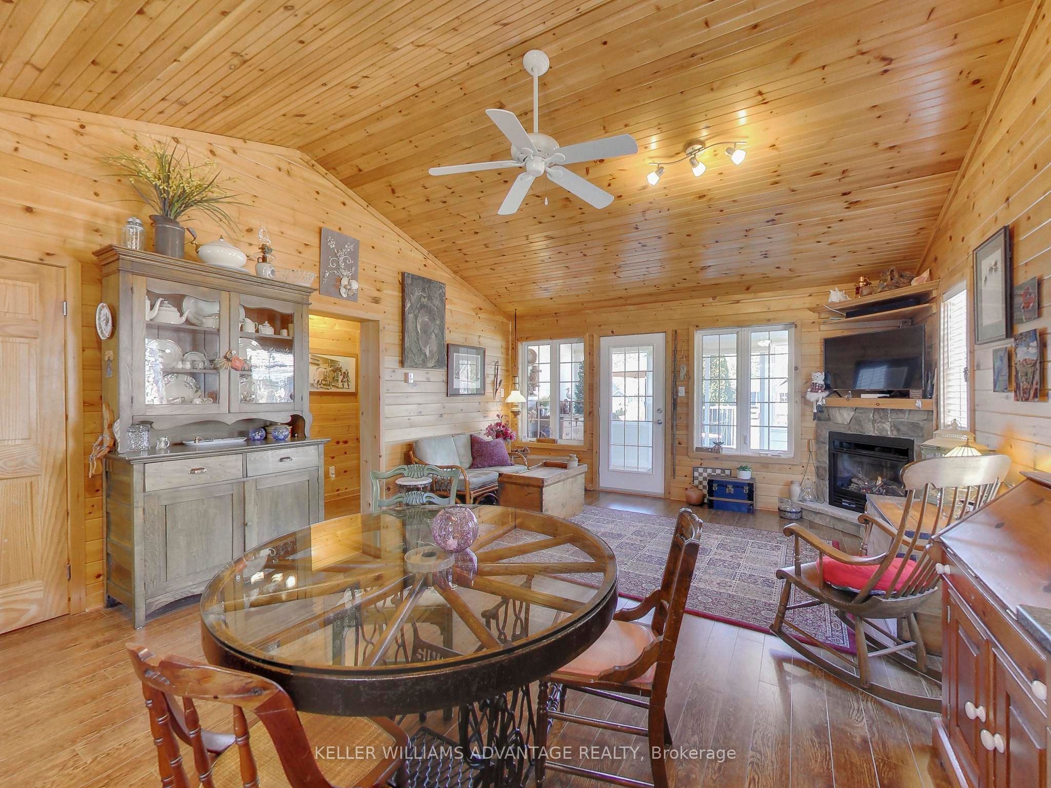 48 Madawaska Trail Property Photo 12