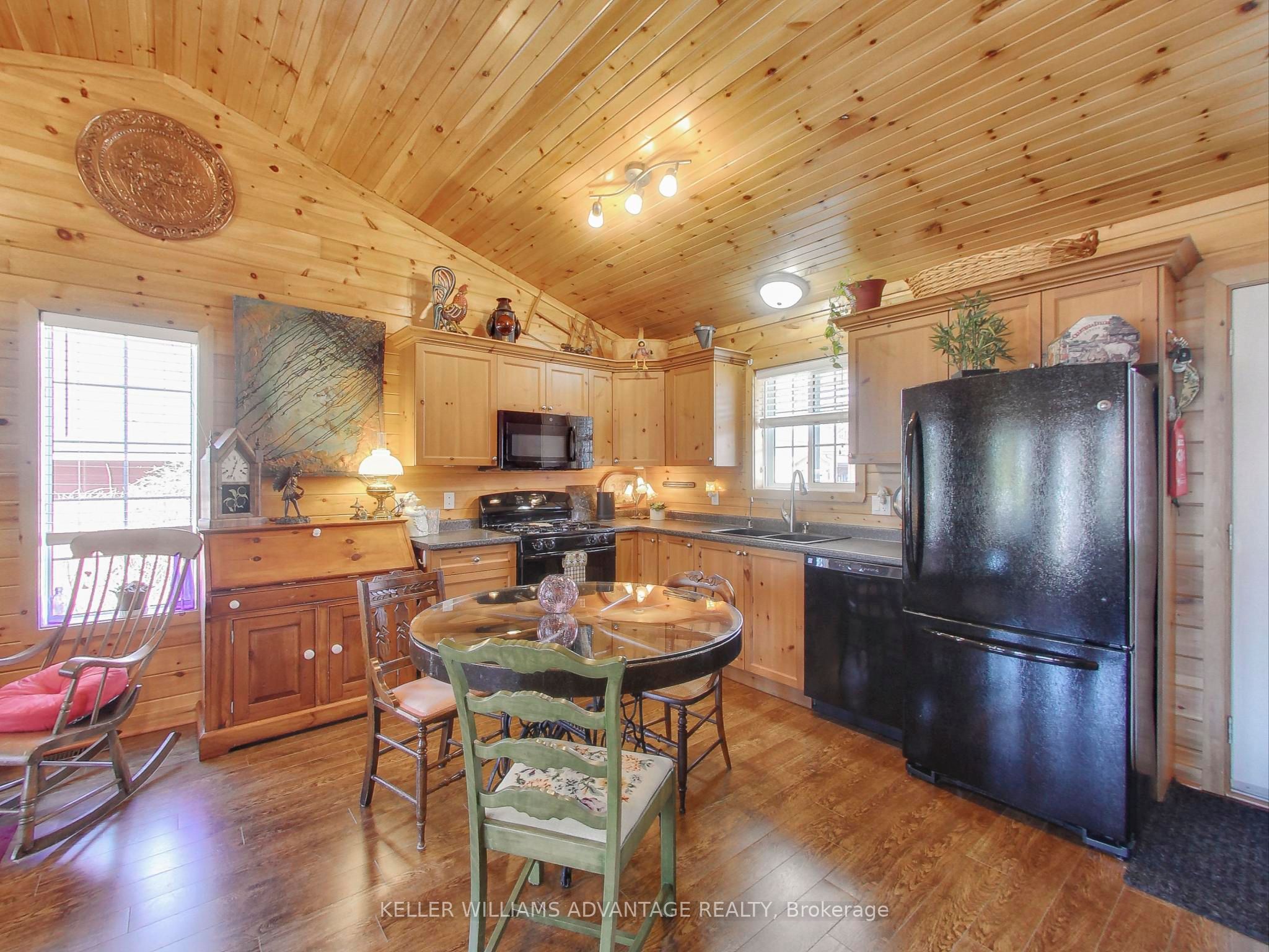 48 Madawaska Trail Property Photo 19