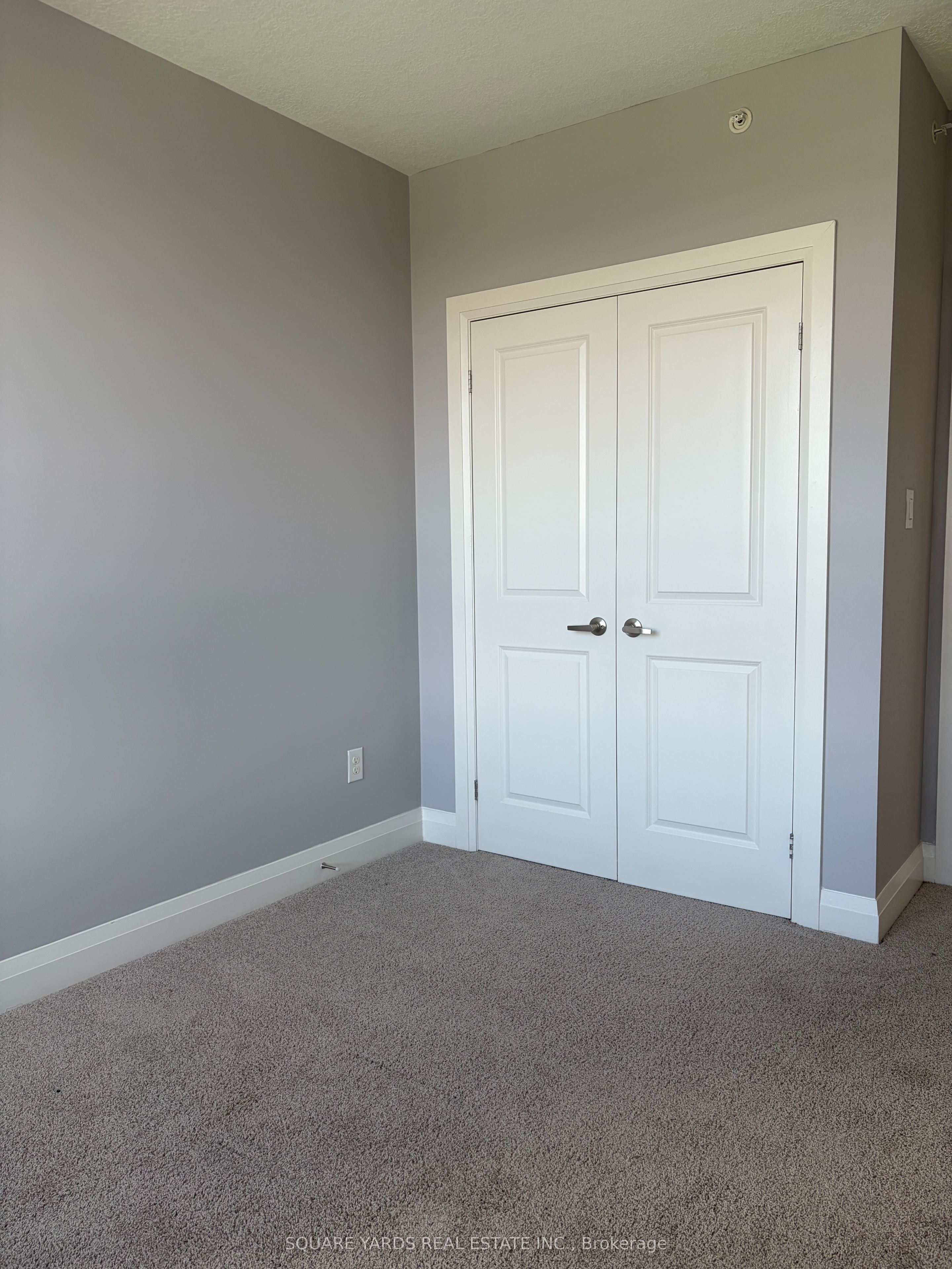 15 Maple Avenue S 1217 Property Photo 13