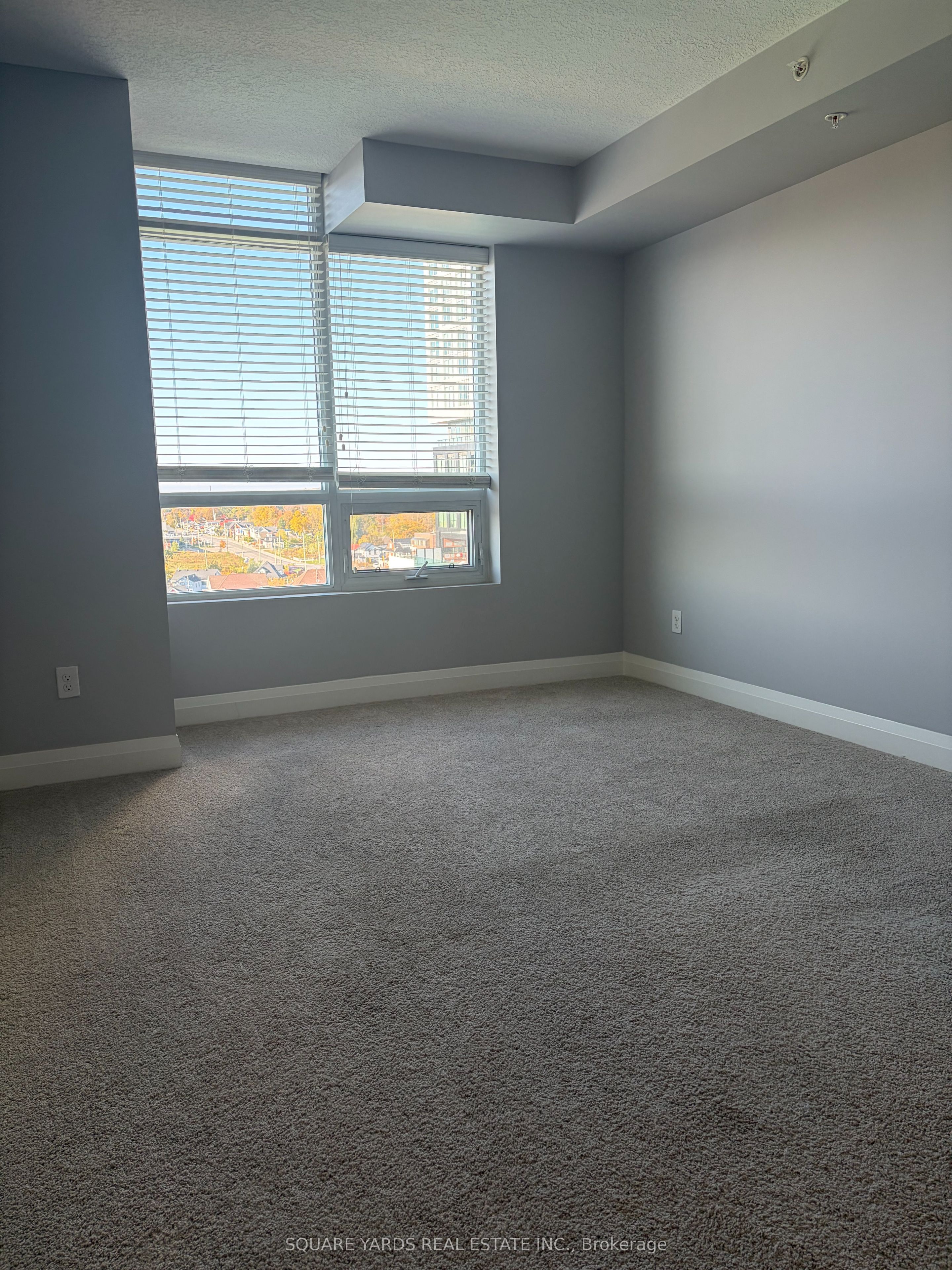 15 Maple Avenue S 1217 Property Photo 17