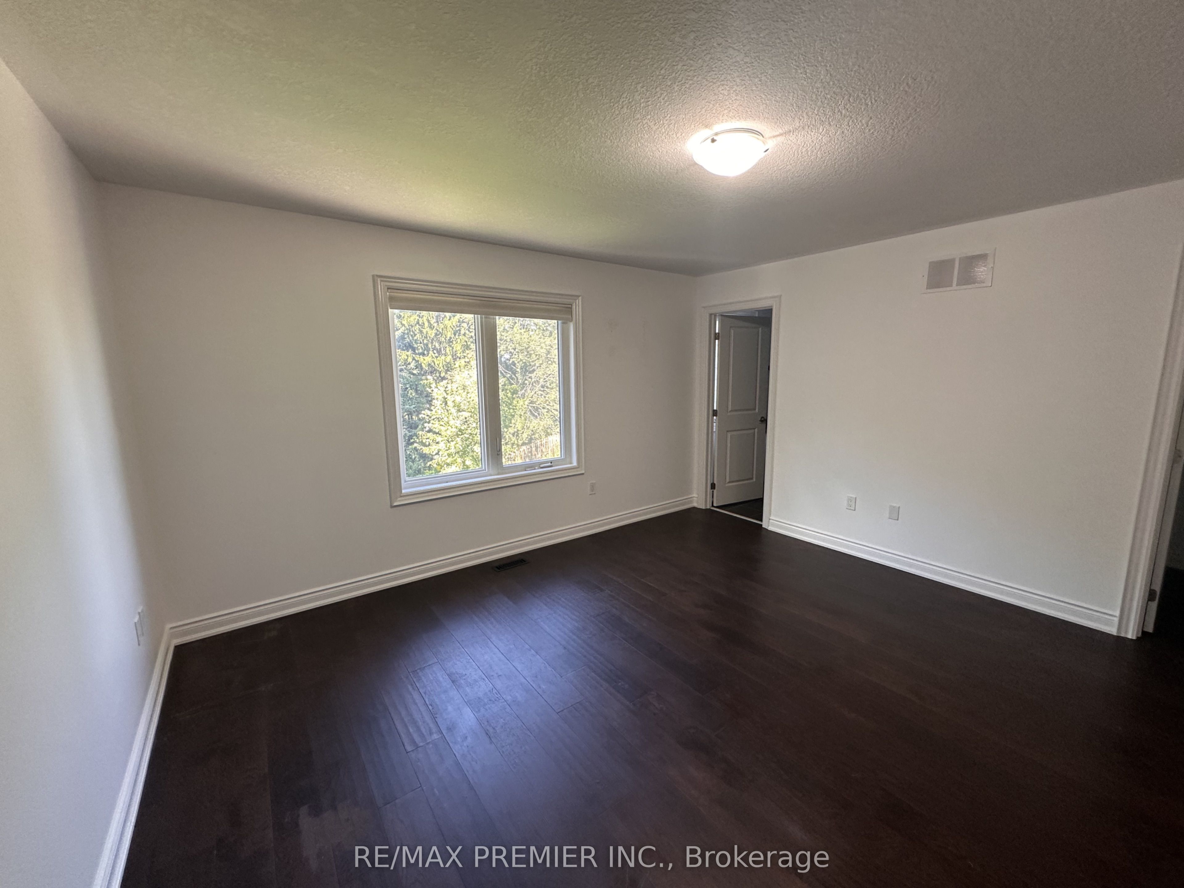 201 Alva Street Property Photo 14