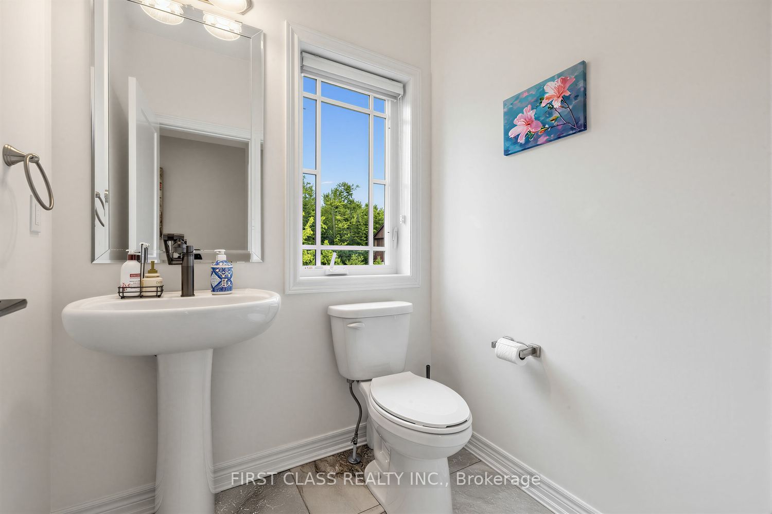 2 Pennell Drive Property Photo 6