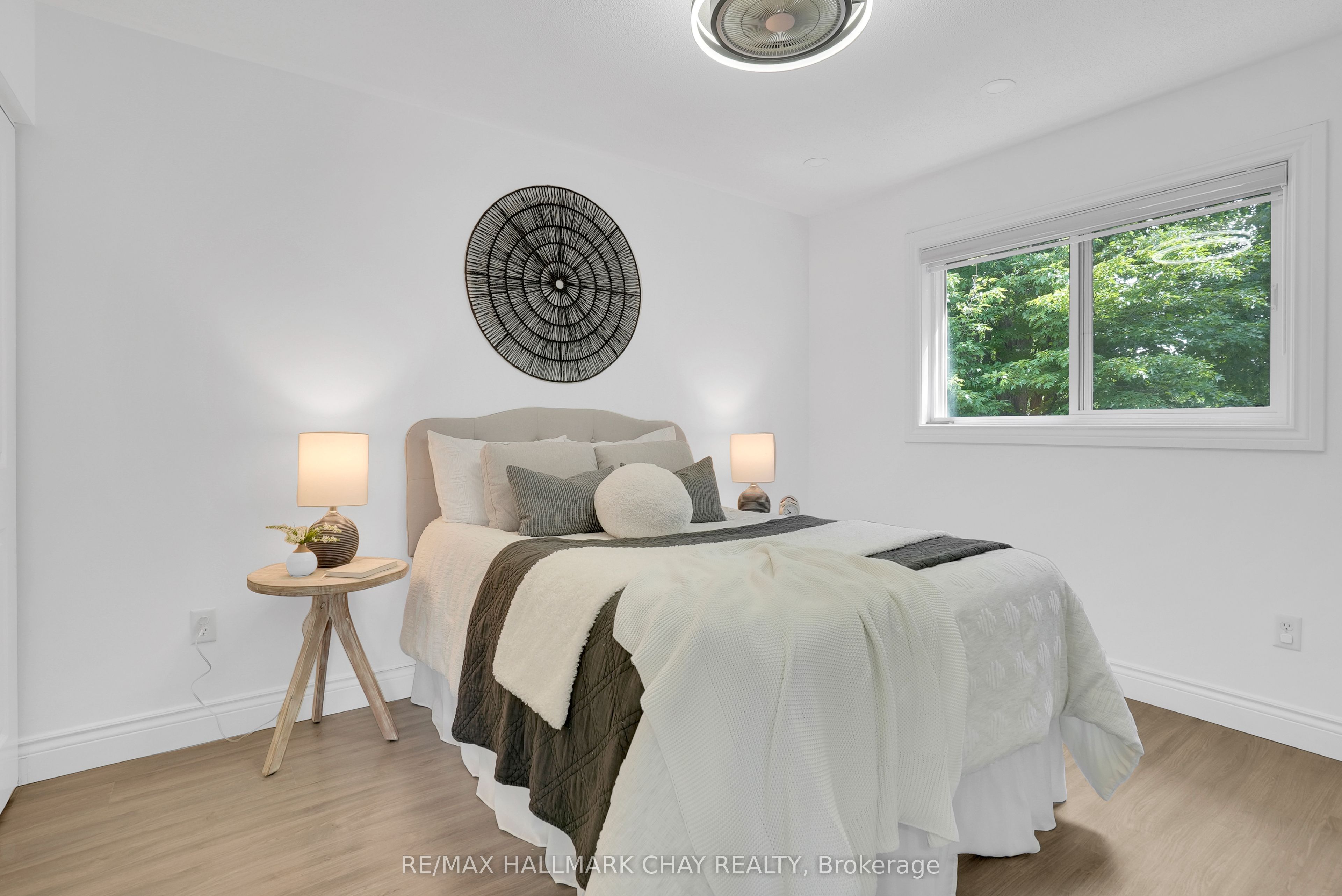 100 Copeman Crescent Property Photo 15