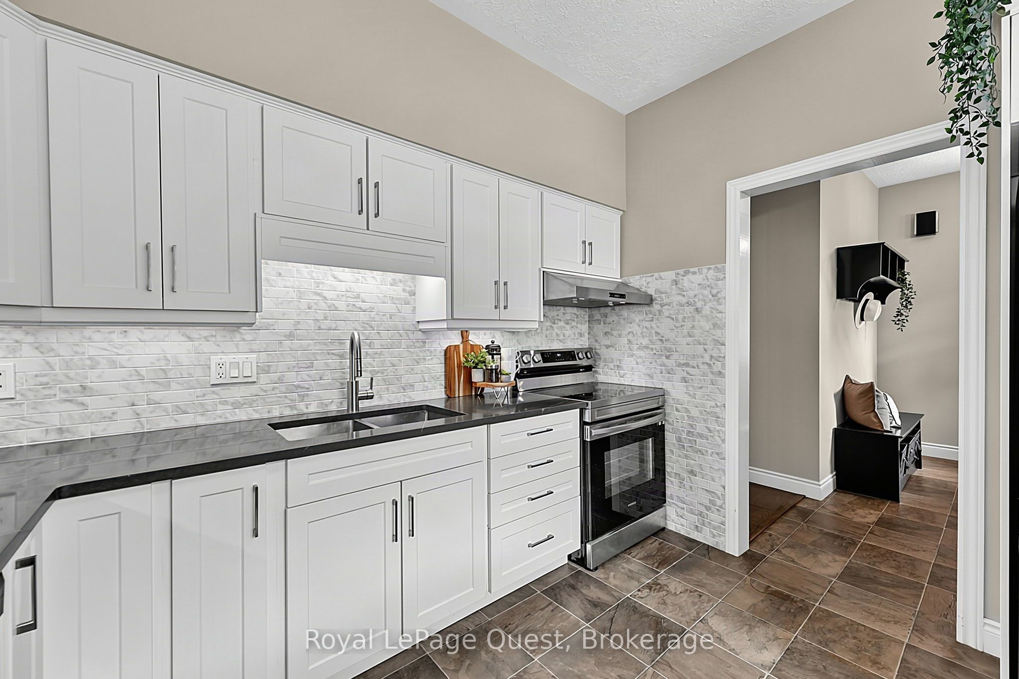 125 Coldwater Road Property Photo 20