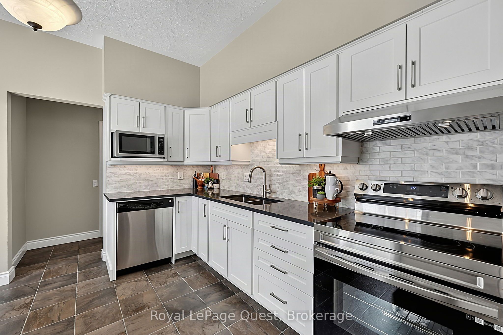 125 Coldwater Road Property Photo 24