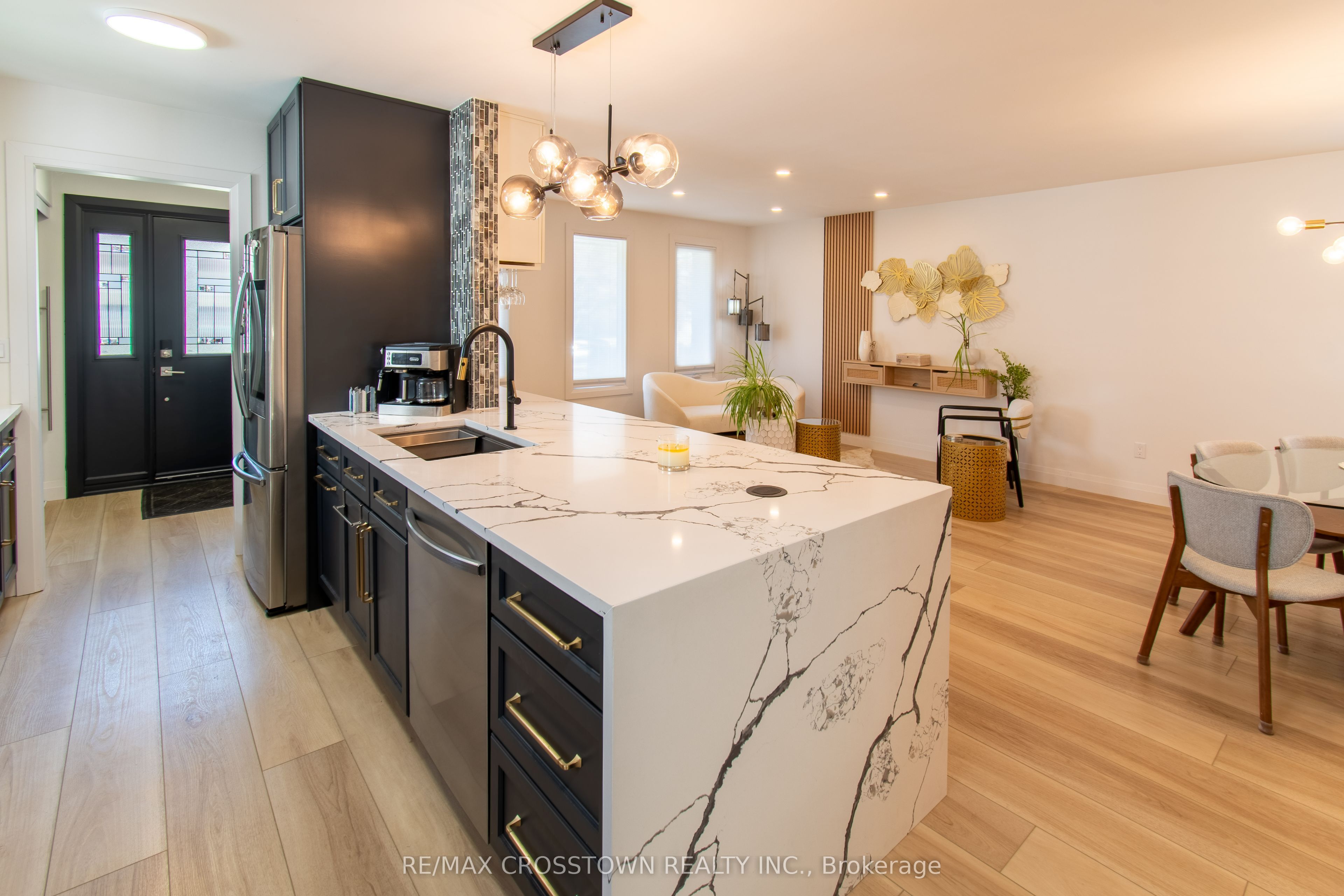 59 Lankin Boulevard Property Photo 3